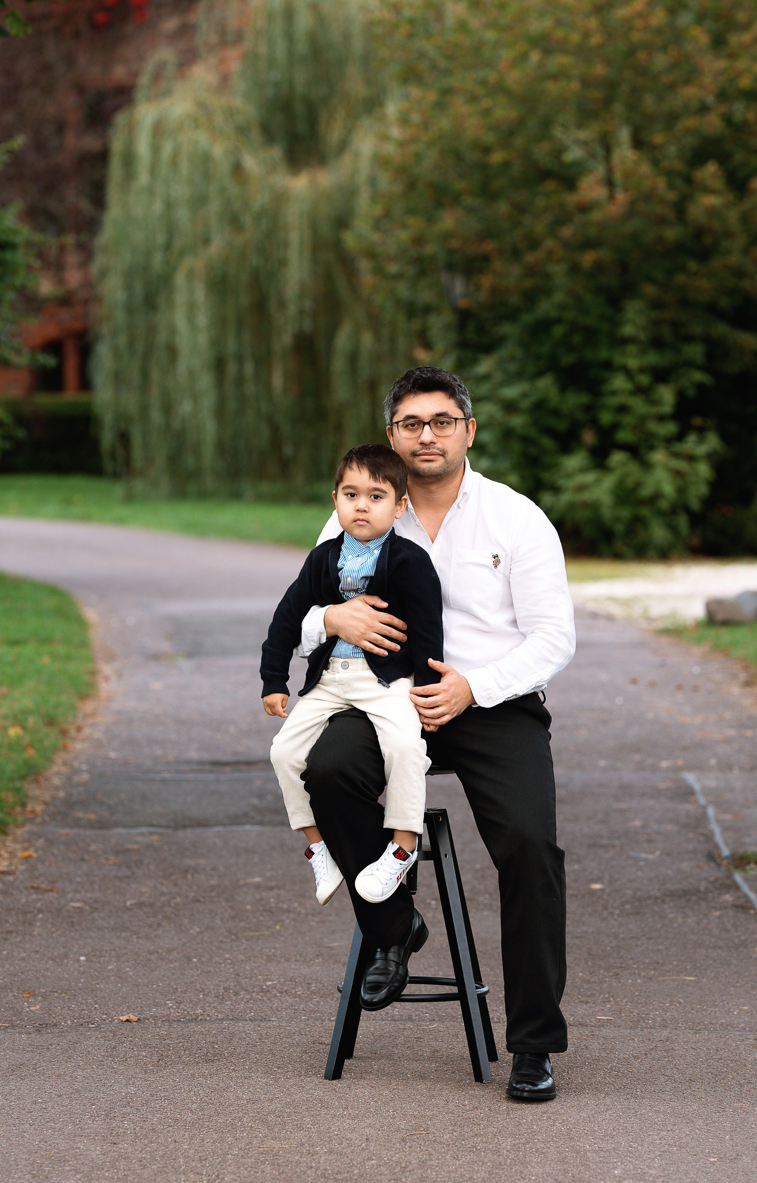Walk in the park. Family, conceptual women portrait photograher in Geneva, Switzerland