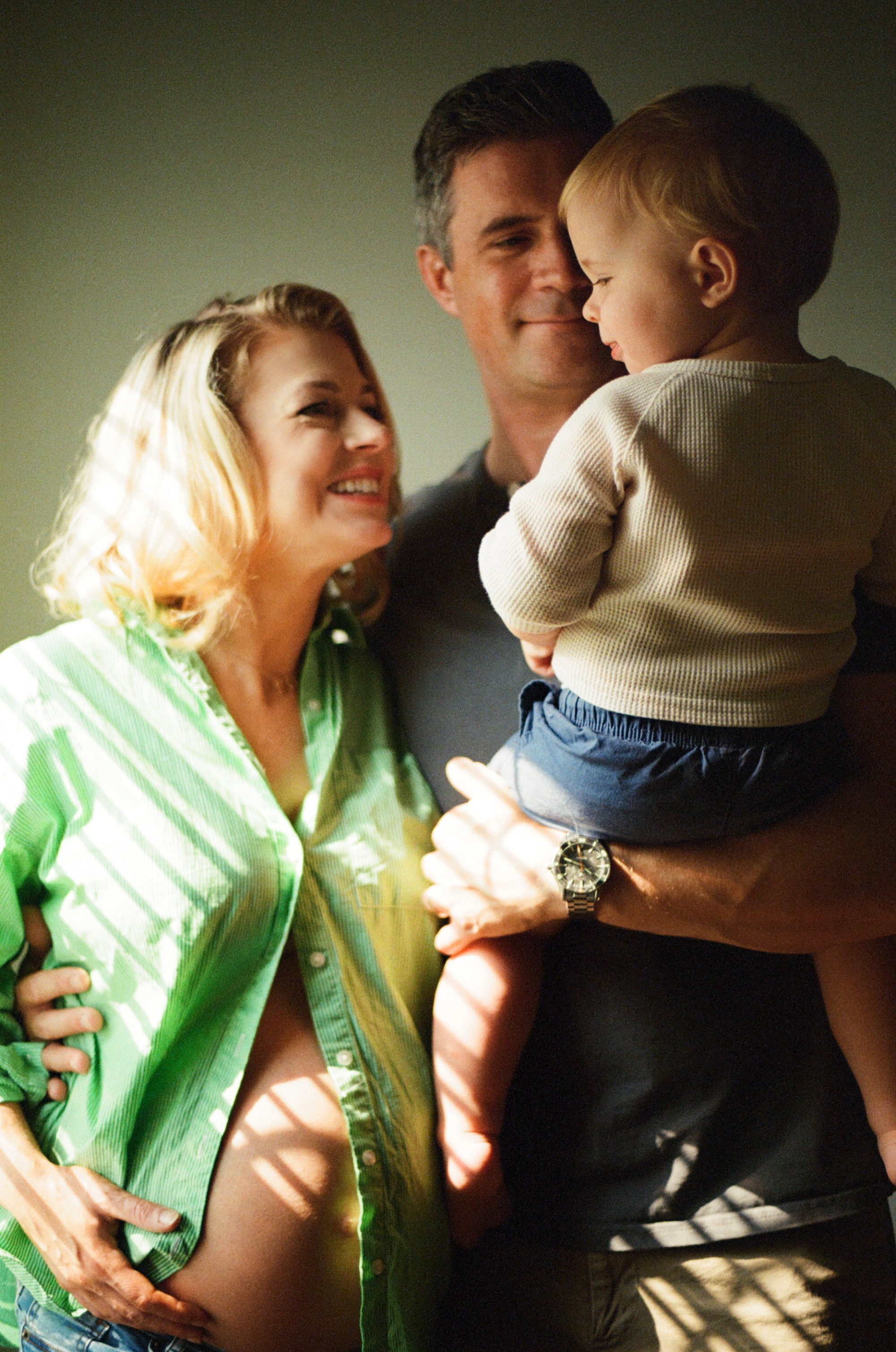 Candid film maternity photographer based in Richmond, VA