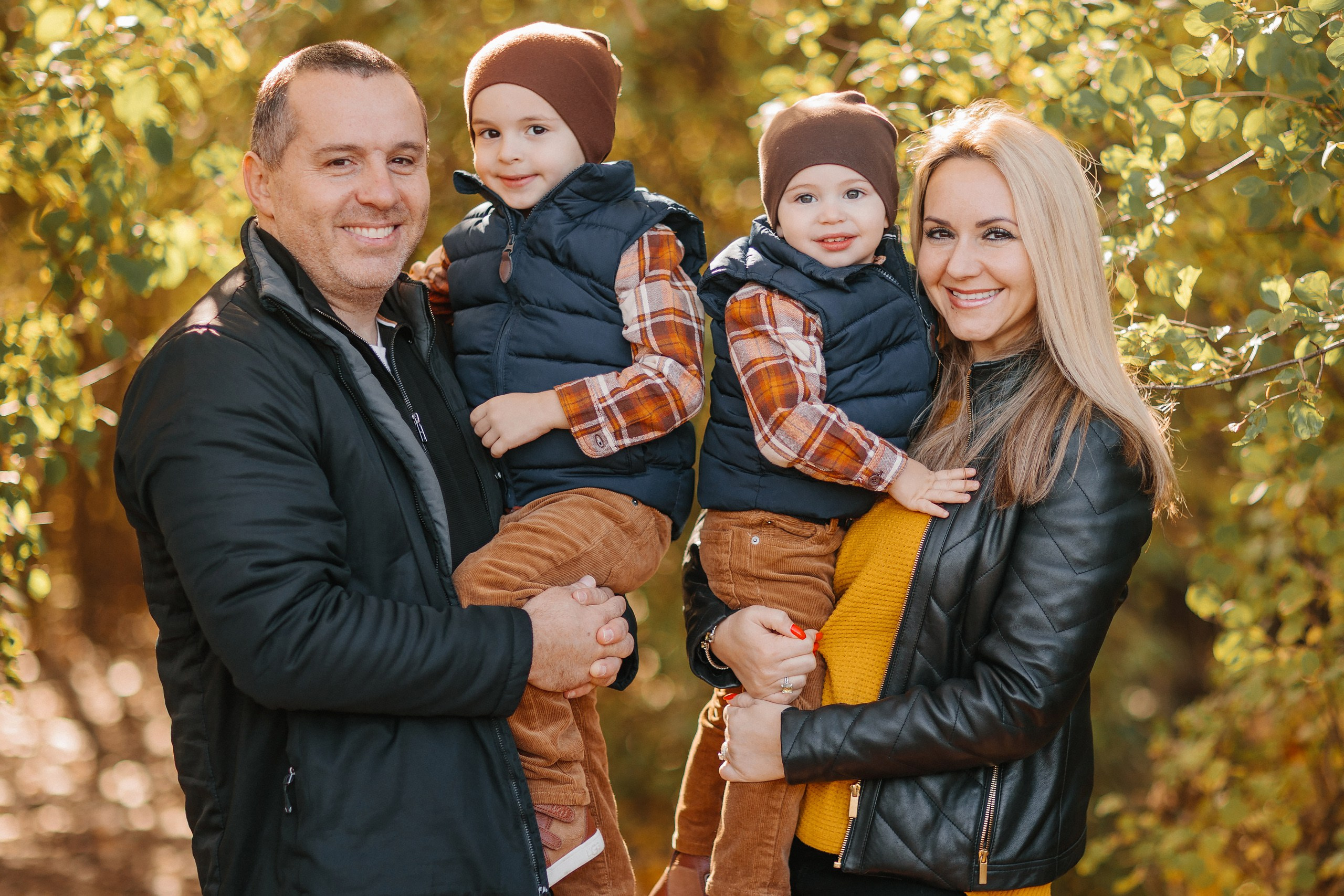 10.21.23 Family Photoshoot. Wedding family event photographer in Chicago Nick Yushevich