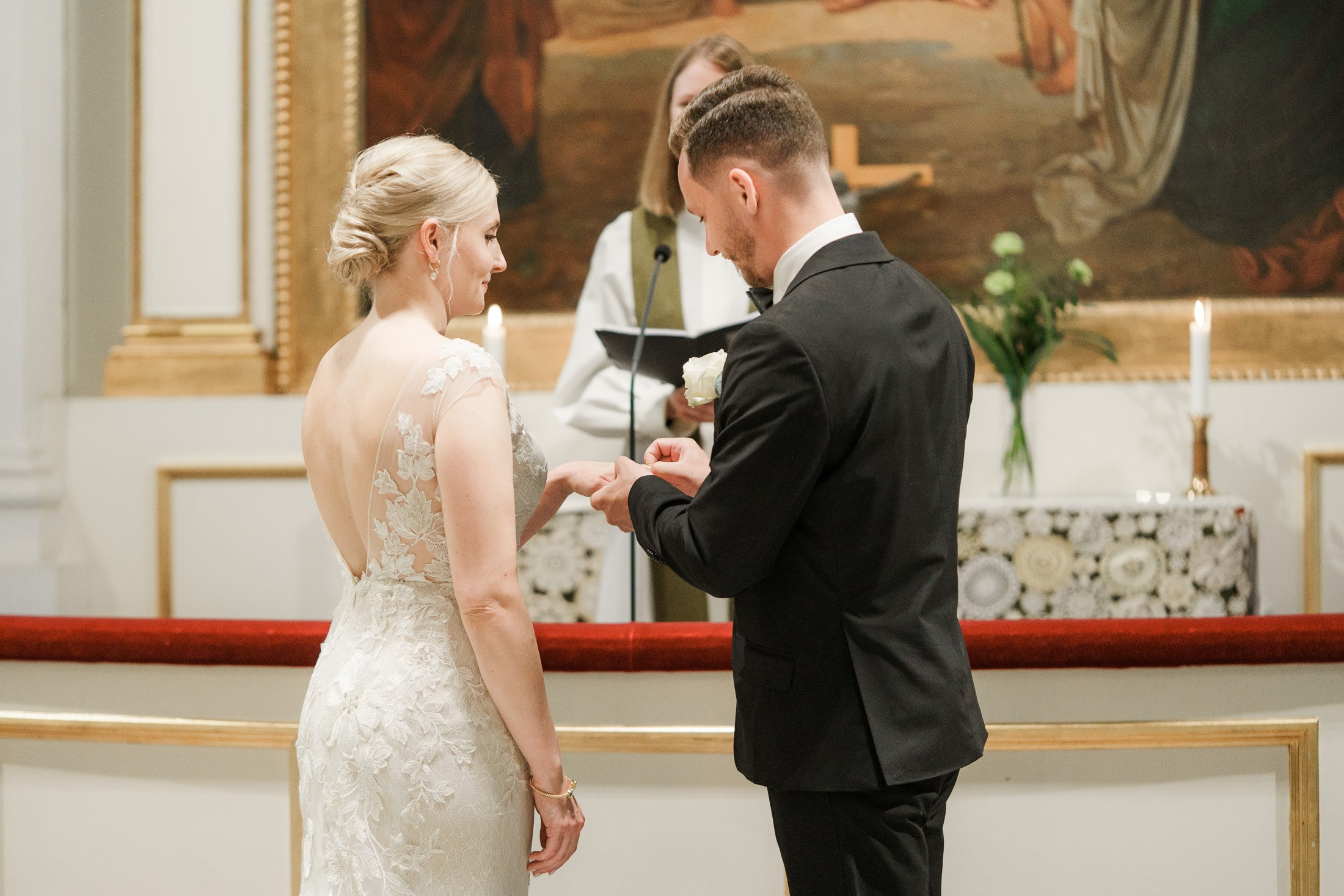 Hääkuvaus Klaus K, Rake-sali ja Helsingin vanha kirkko