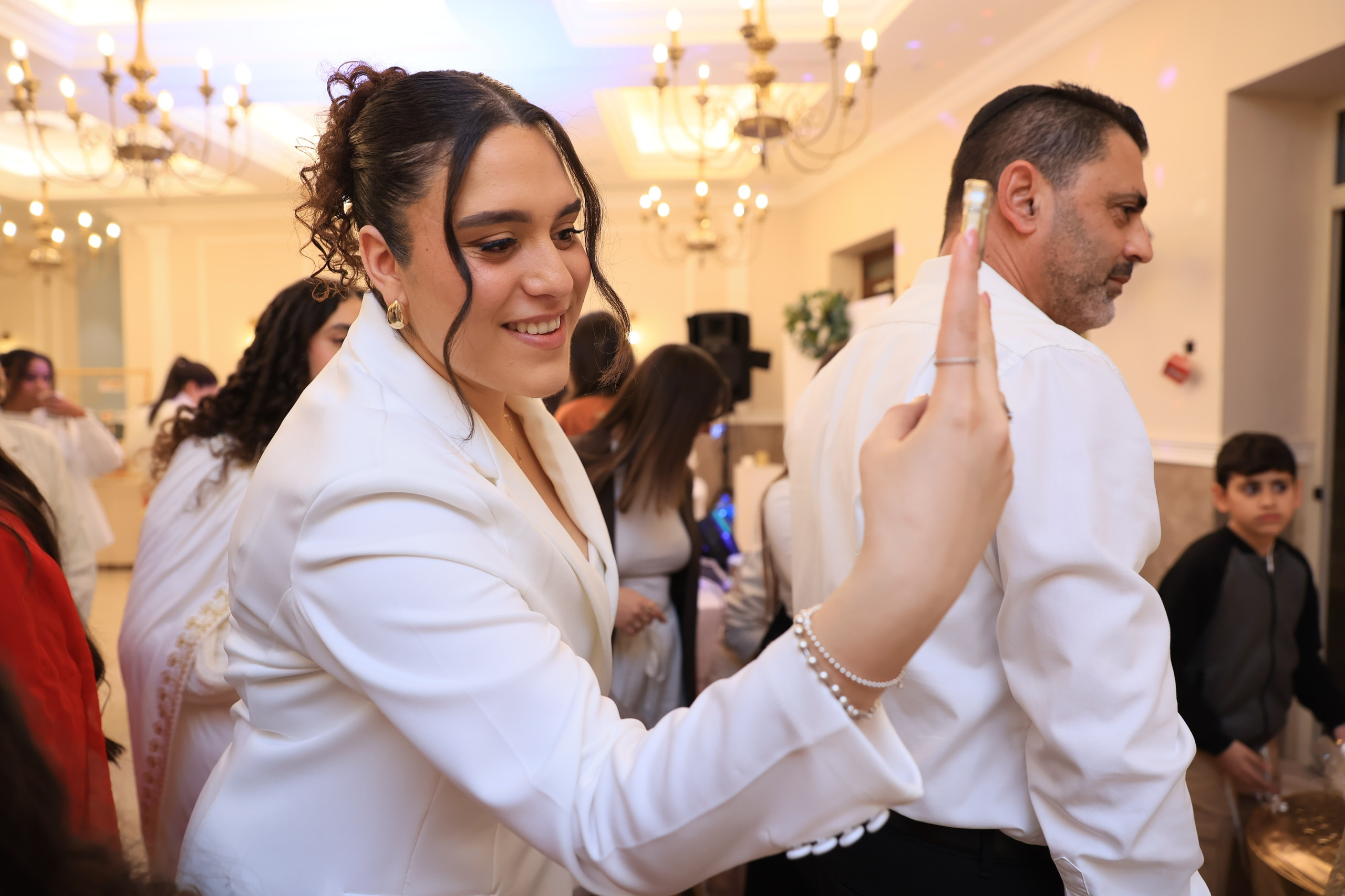 הדר הפרשת חלה/חינה. שני ויזל | צלמת הריון, צילומי משפחה וצילומי בוק בת מצווה