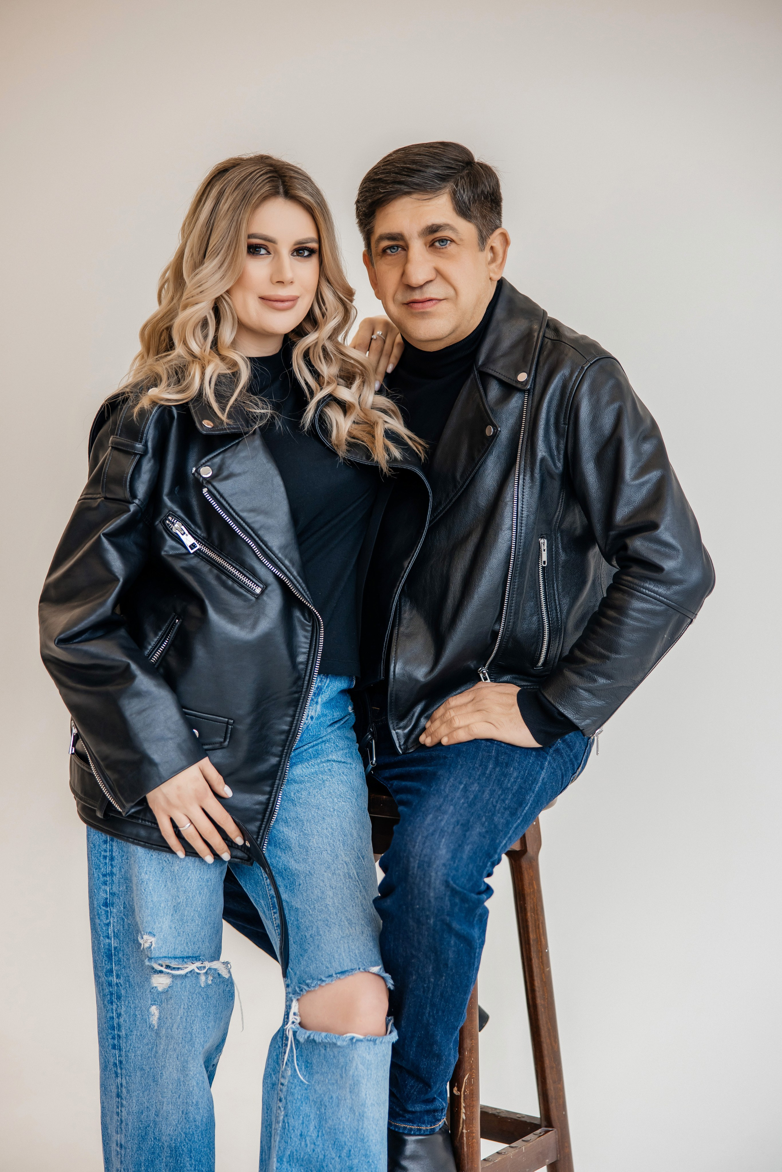 Corneliu & Angela Botgros. Furduidumitru.com