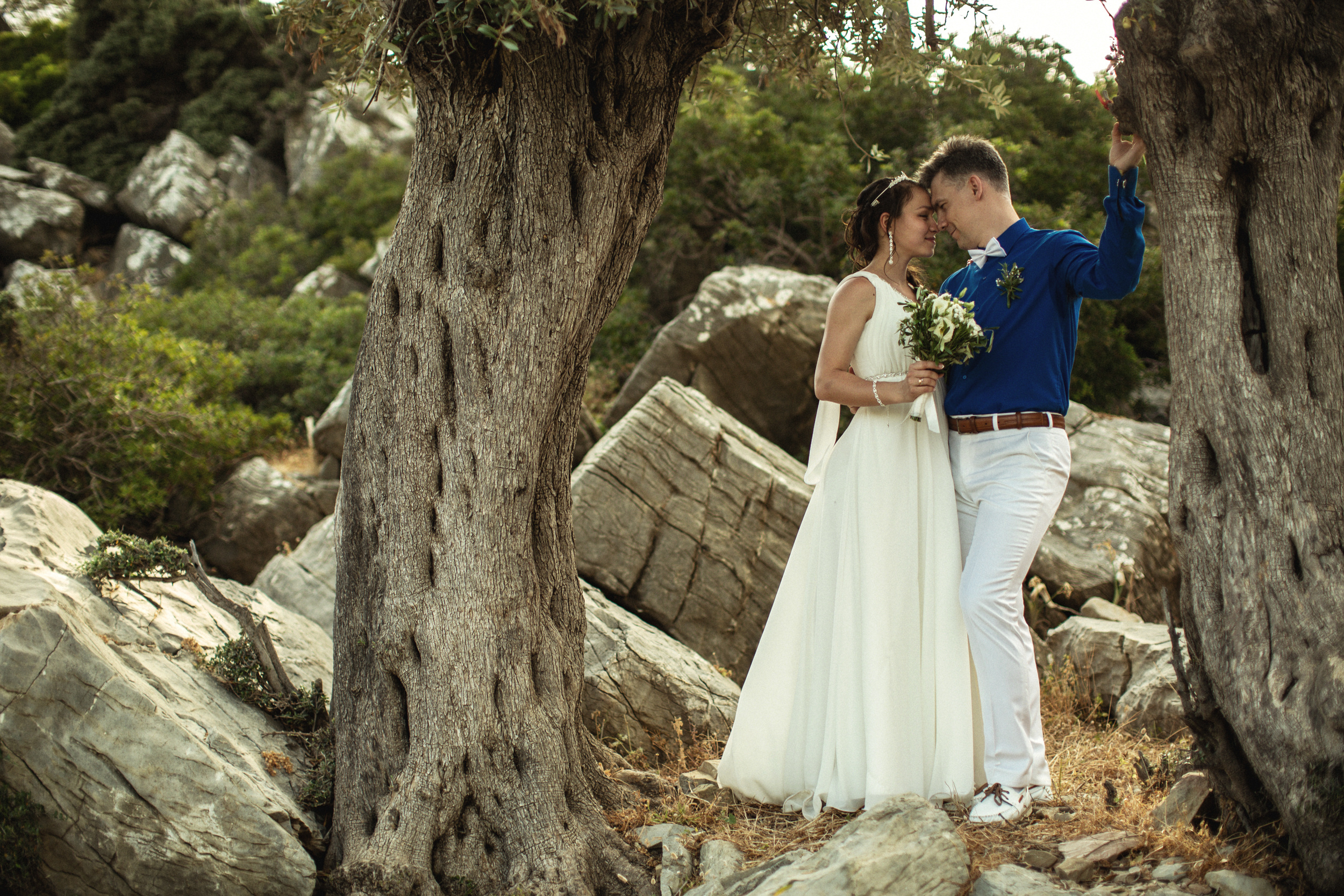 Symbolic wedding on the island of Kemeria. Julia Ganch I Fashion Wedding Photography I Cappadocia Turkey