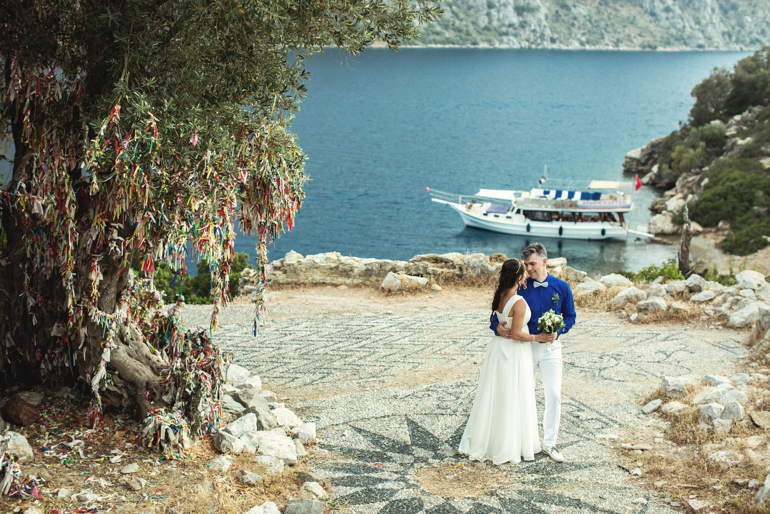 Symbolic wedding on the island of Kemeria. Julia Ganch I Fashion Wedding Photography I Cappadocia Turkey