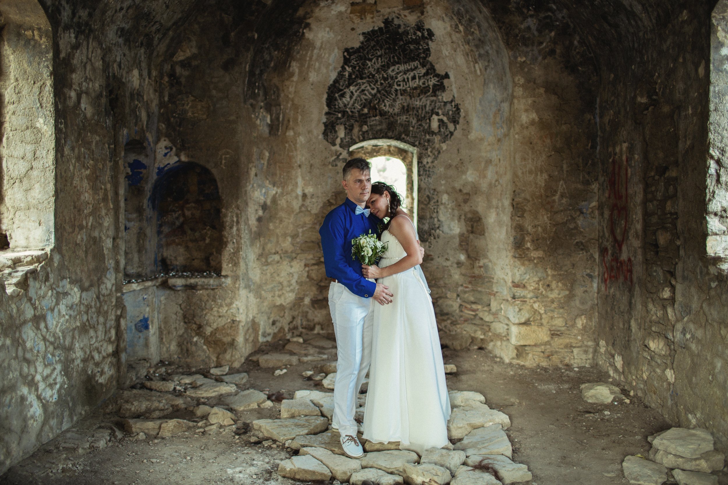 Symbolic wedding on the island of Kemeria. Julia Ganch I Fashion Wedding Photography I Cappadocia Turkey