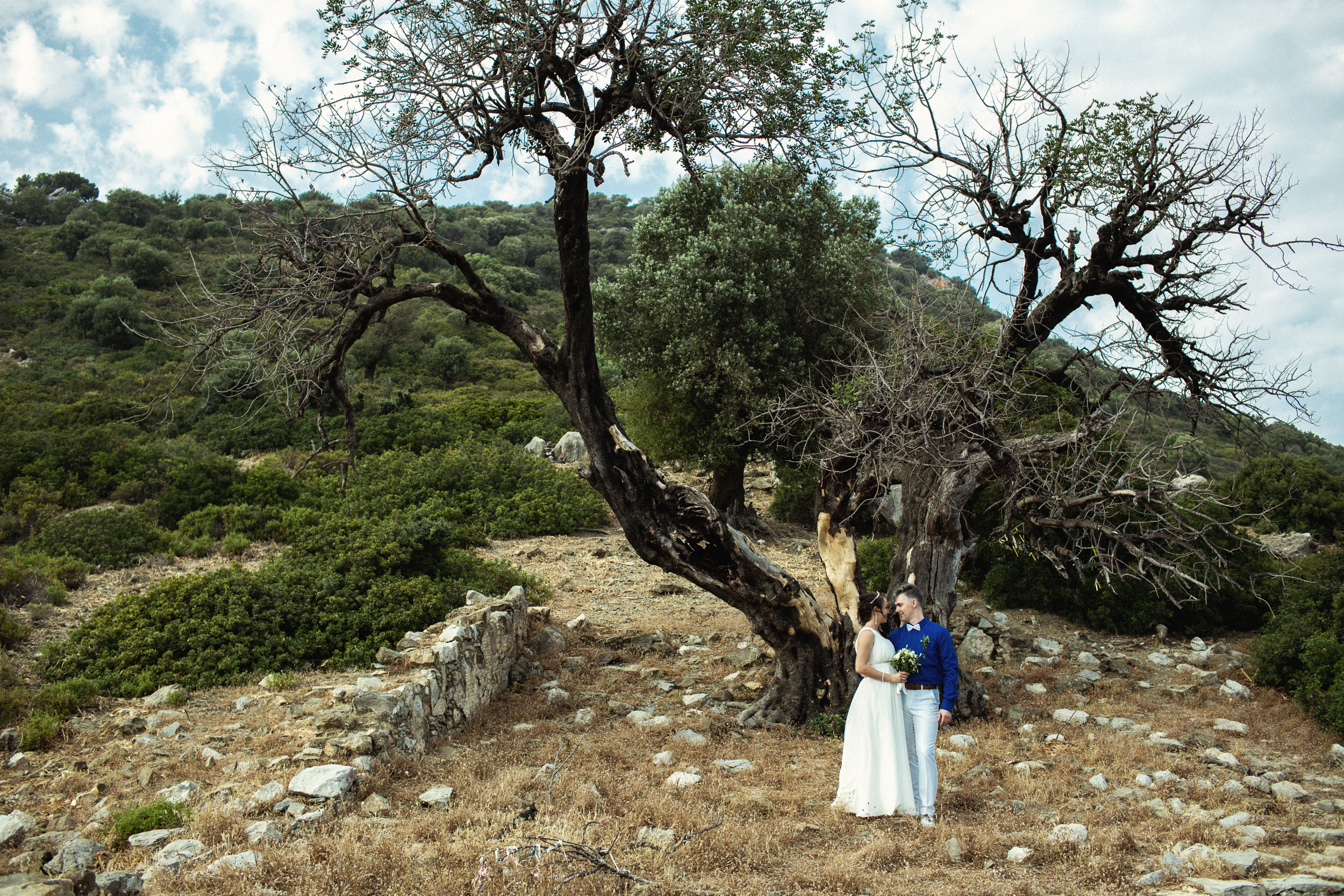 Symbolic wedding on the island of Kemeria. Julia Ganch I Fashion Wedding Photography I Cappadocia Turkey