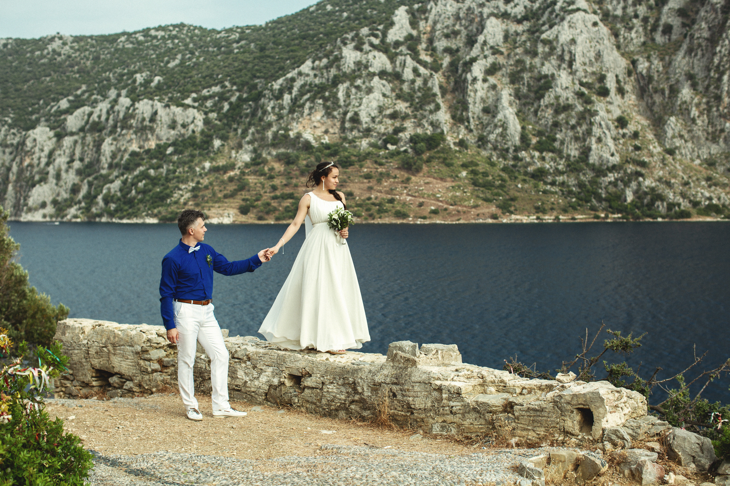 Symbolic wedding on the island of Kemeria. Julia Ganch I Fashion Wedding Photography I Cappadocia Turkey