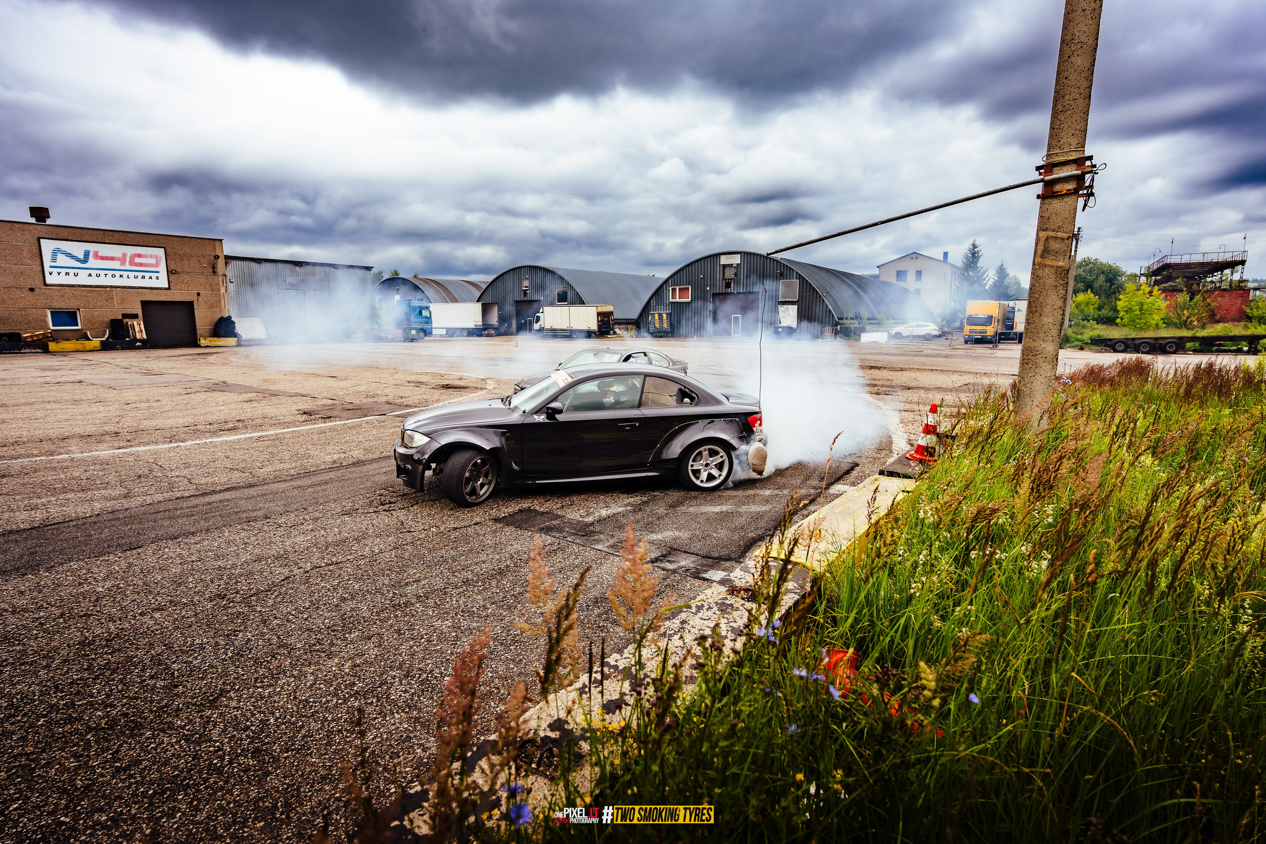 Side to Side #DRIFTDAY. OnePIXEL