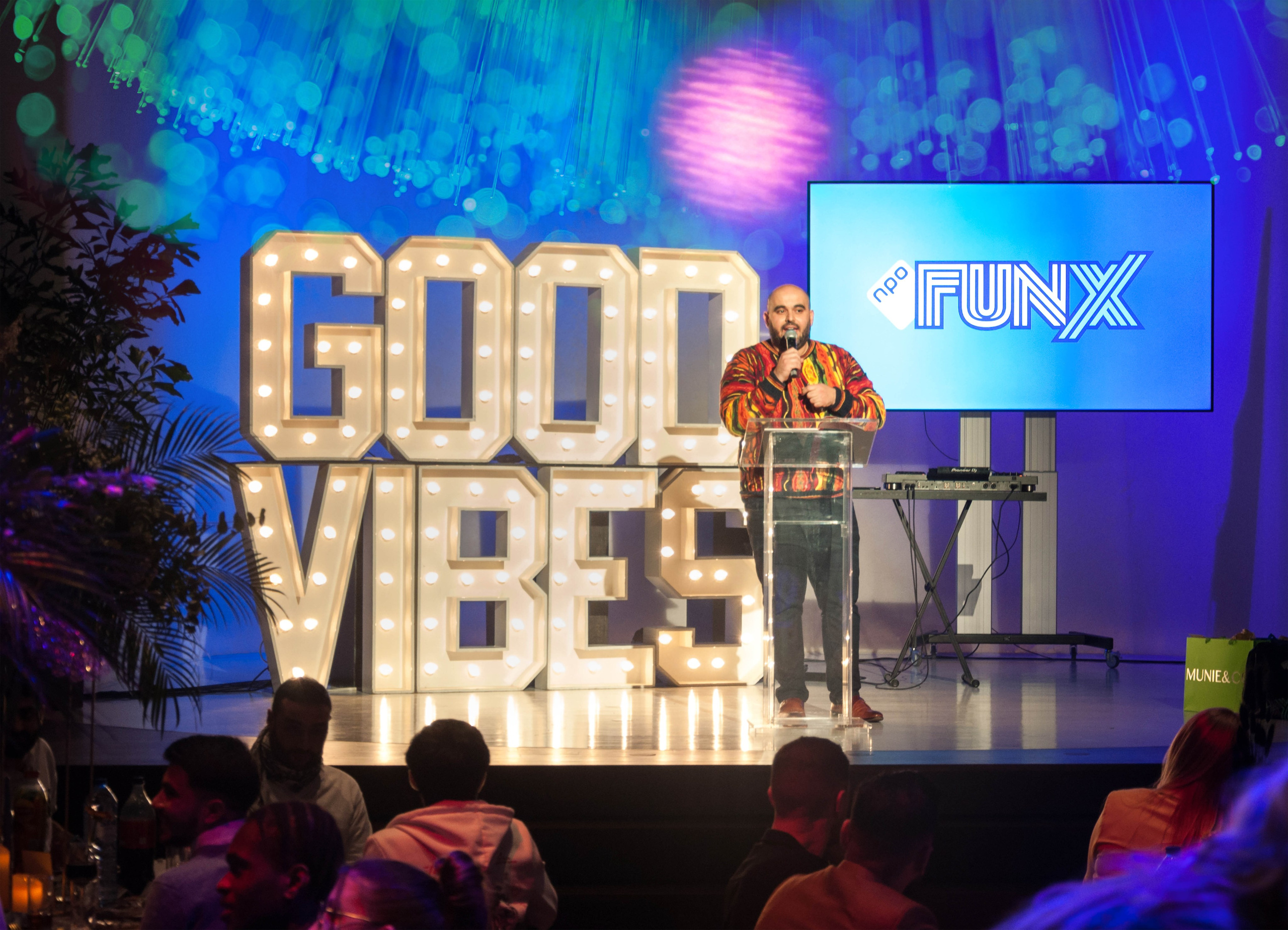 Mixed Events. Éclat Photos. Exclusive portrait photography service