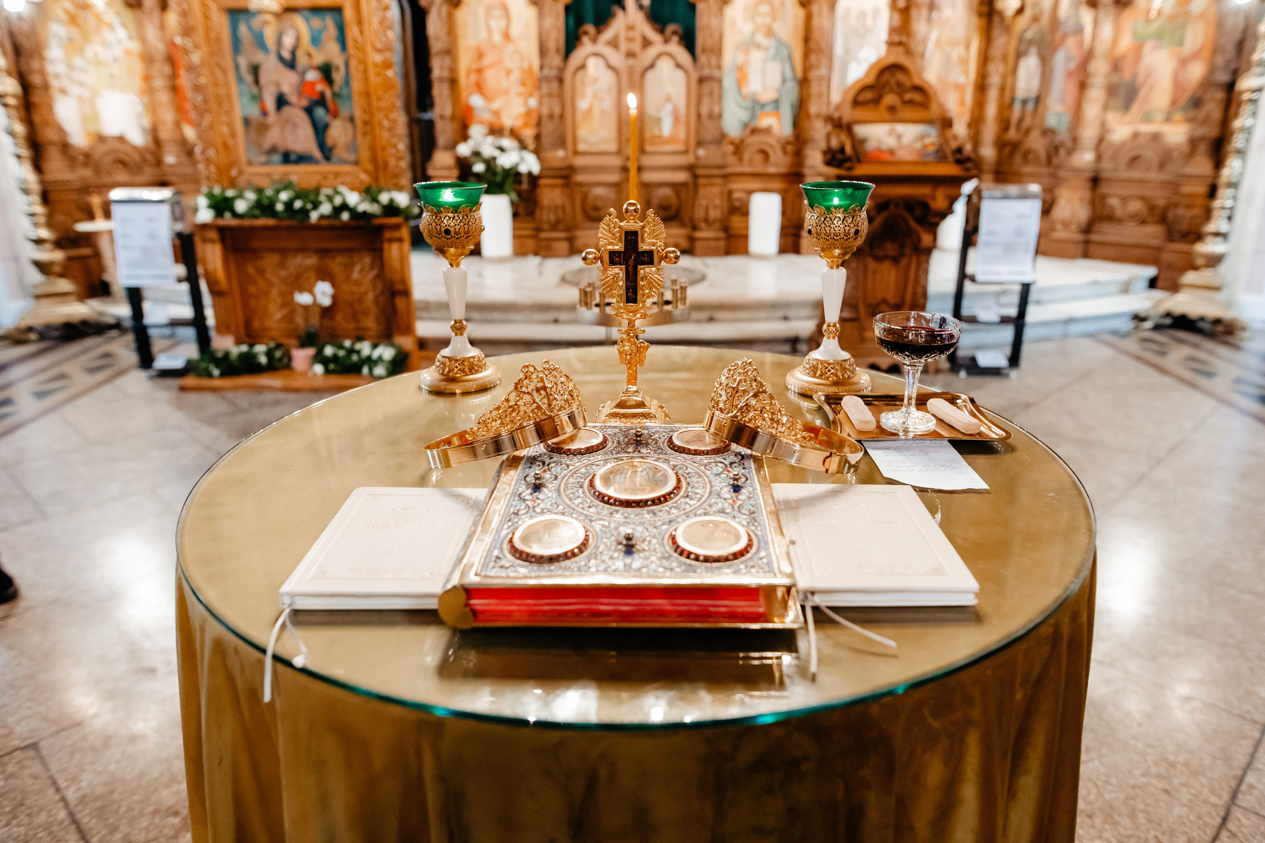 Nunta Alexandra si Viorel — Jubile Ballroom — Pregatiri si Biserica. Ana Maria Dragan Fotograf Evenimente