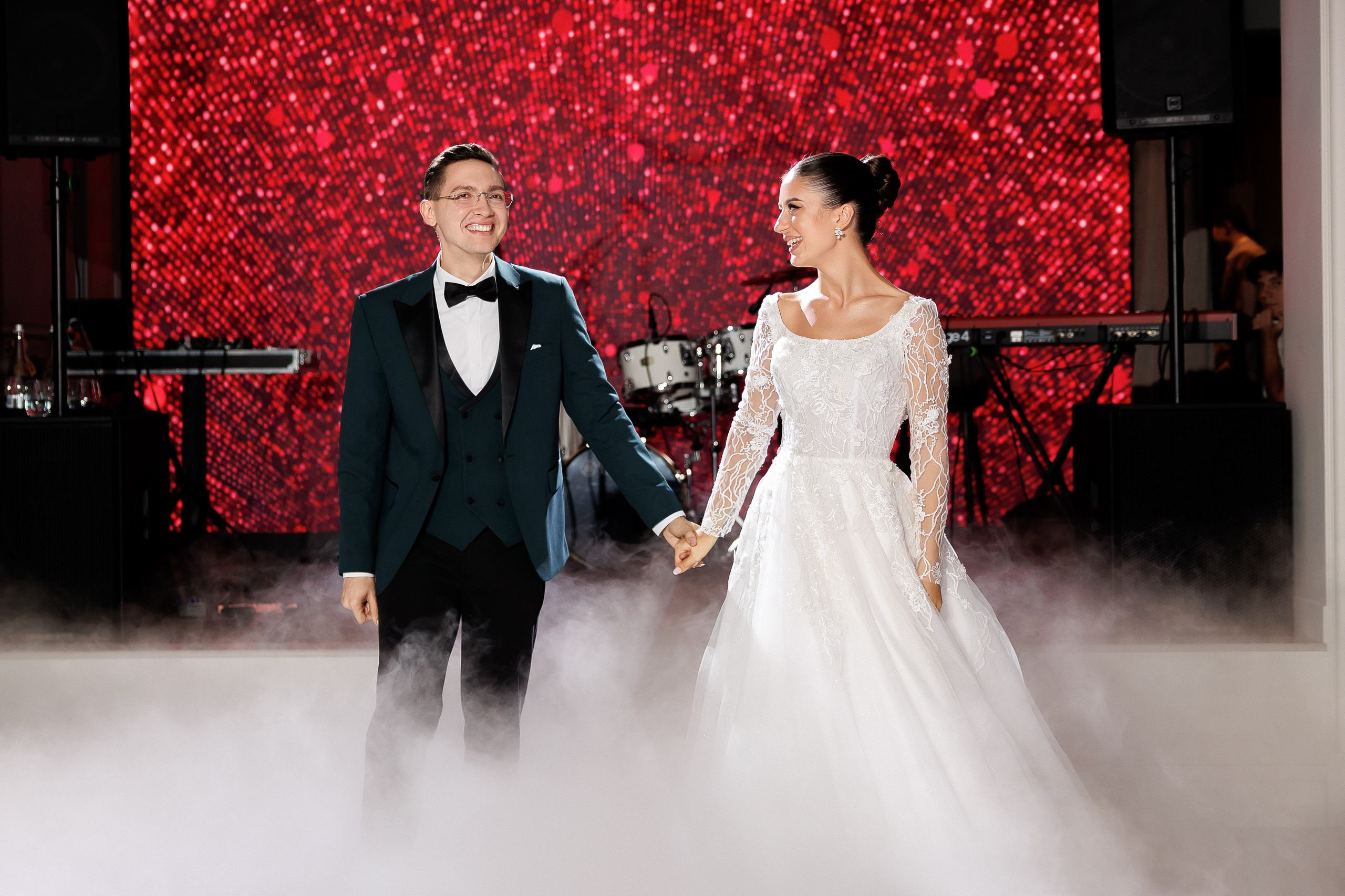 Serghei & Erica — Queen Residence. Servicii Foto și Video 067188353