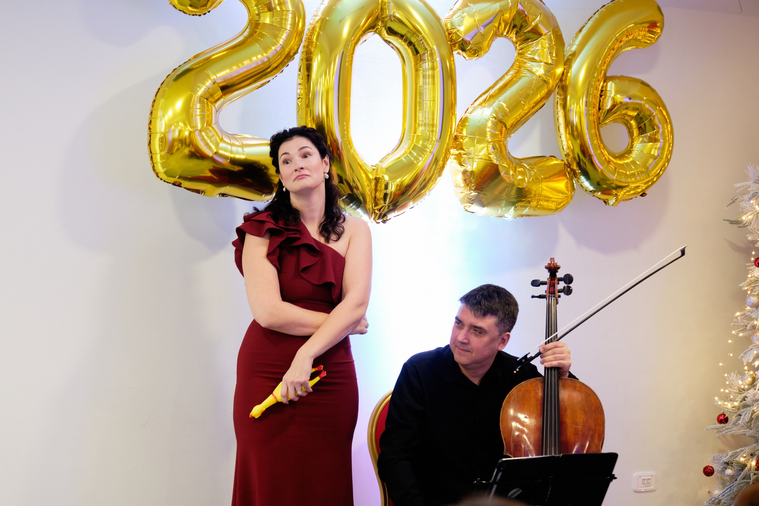 Фоторепортаж з благодійного Новорічного балу у Чорногорії. Портретний фотограф Альона Новгородцева