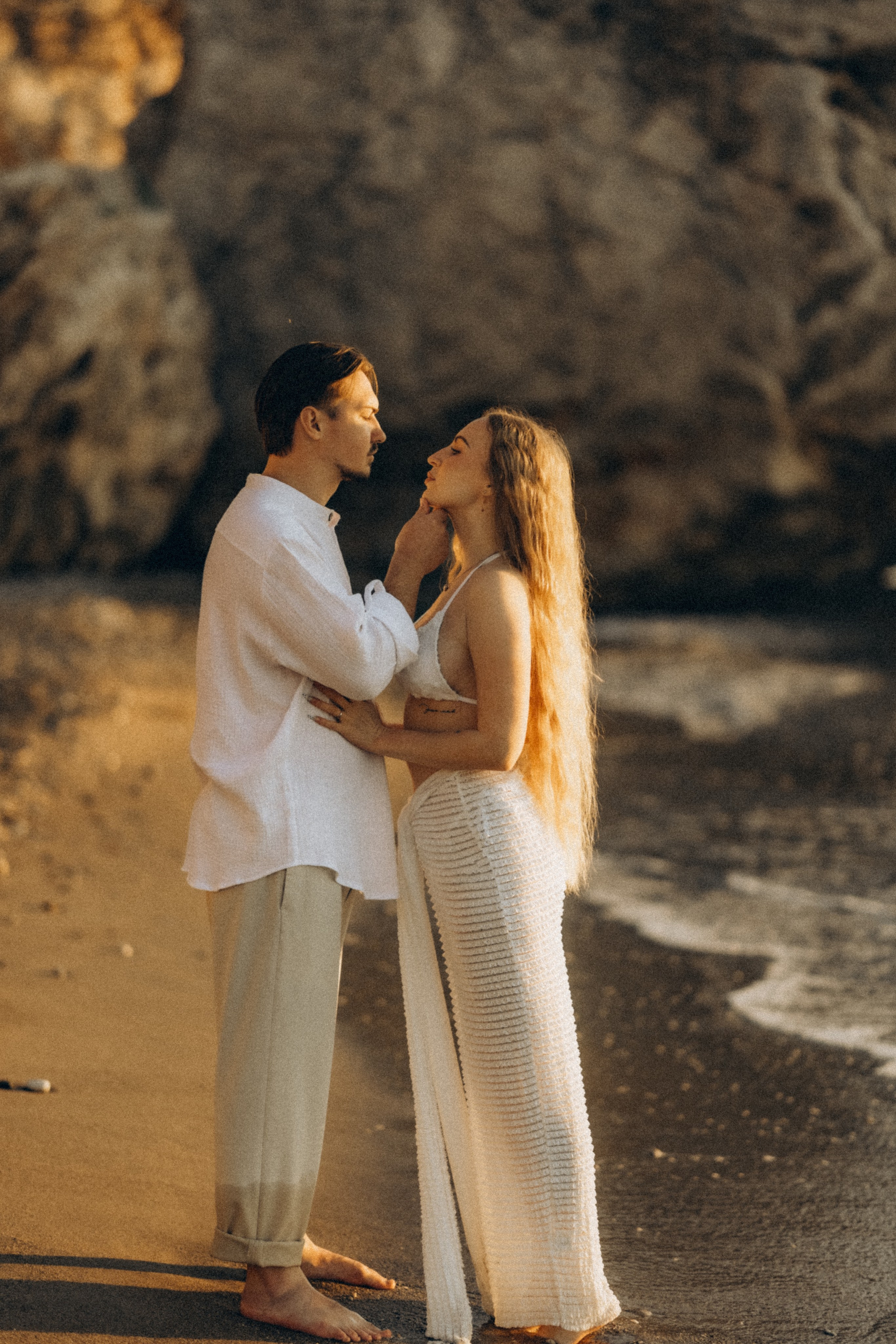 Рассветная фотосессия love story в Кемере. Wedding & Event Planner