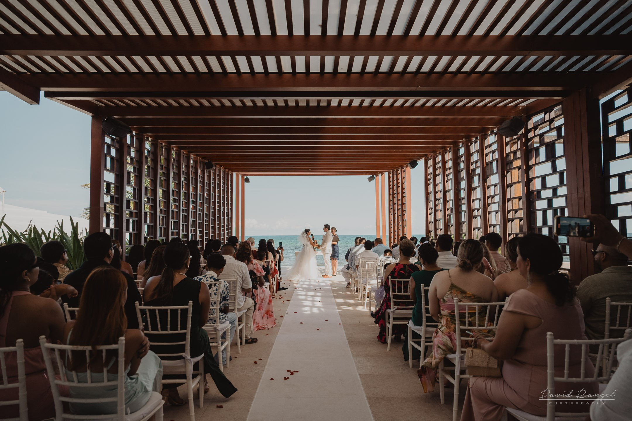 Destination Wedding in the Riviera Maya. Destination wedding photographer based in Cancun and Riviera Maya with service worldwide