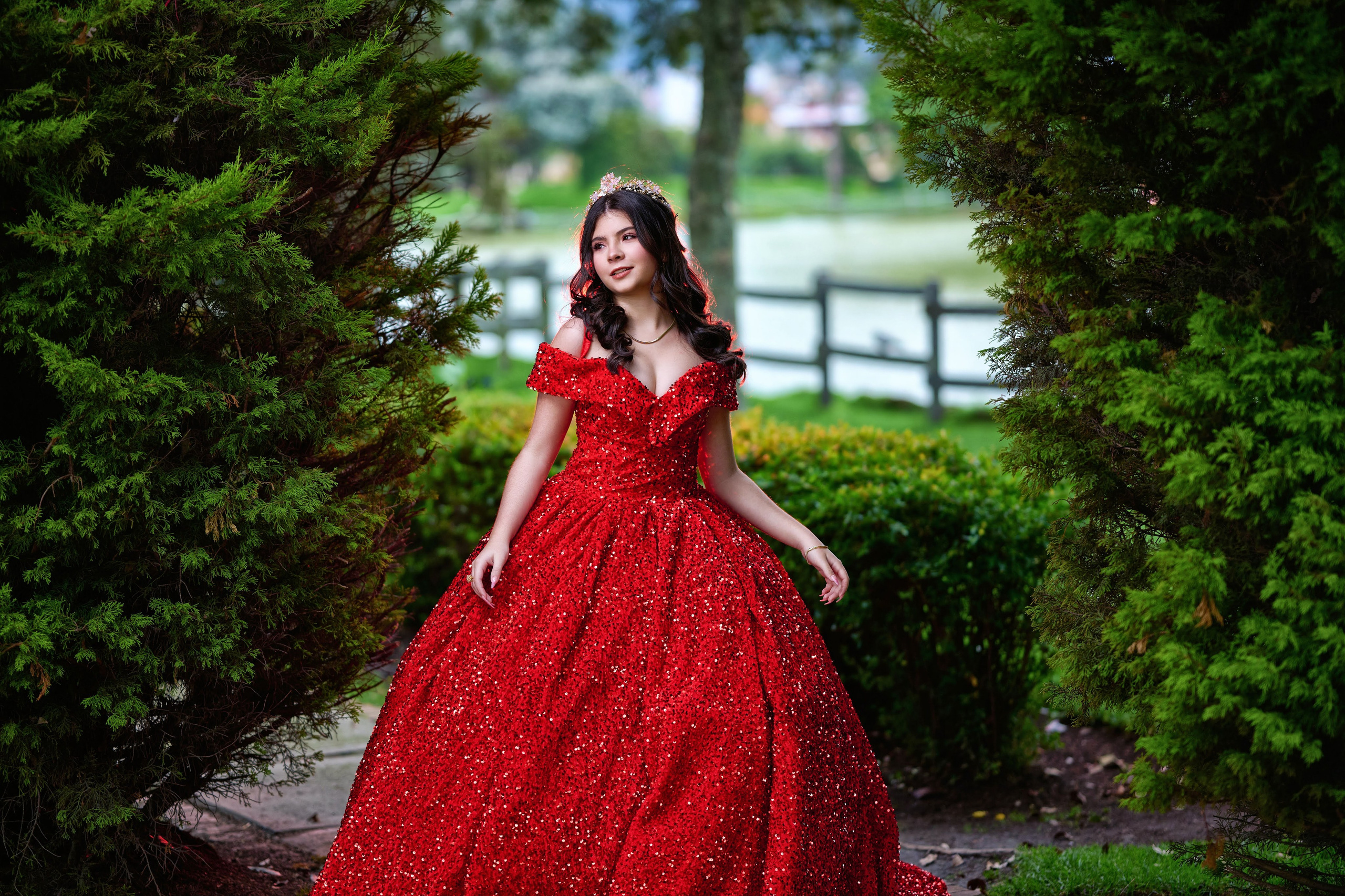 Mis 15 | Sesiones de Fotografía Modernas. Wedding Photography & Videography by ZZ Hendrick | Capturing Your Love Story in Colombia & USA