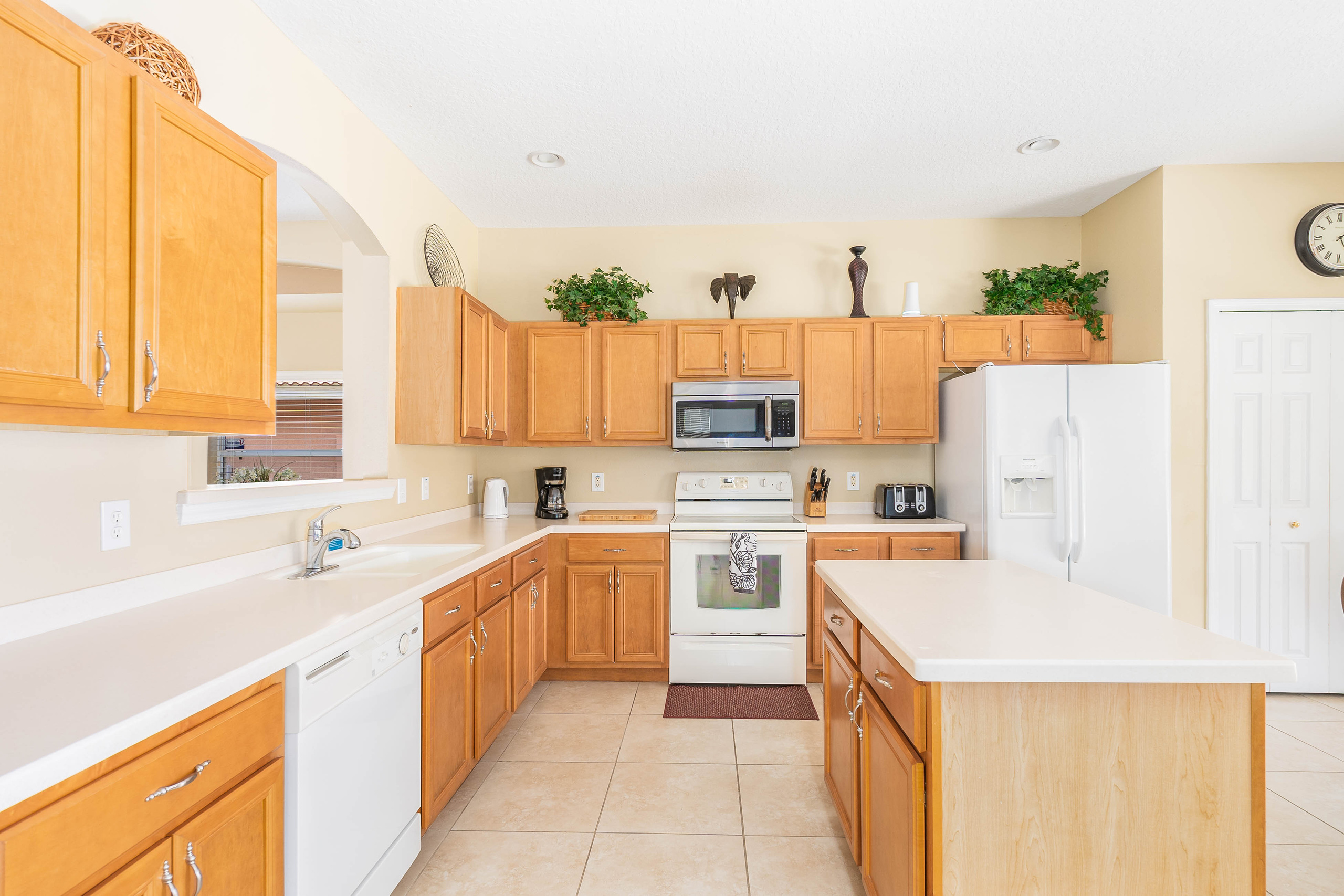 Masha Kapriyanchuk a real estate photographer