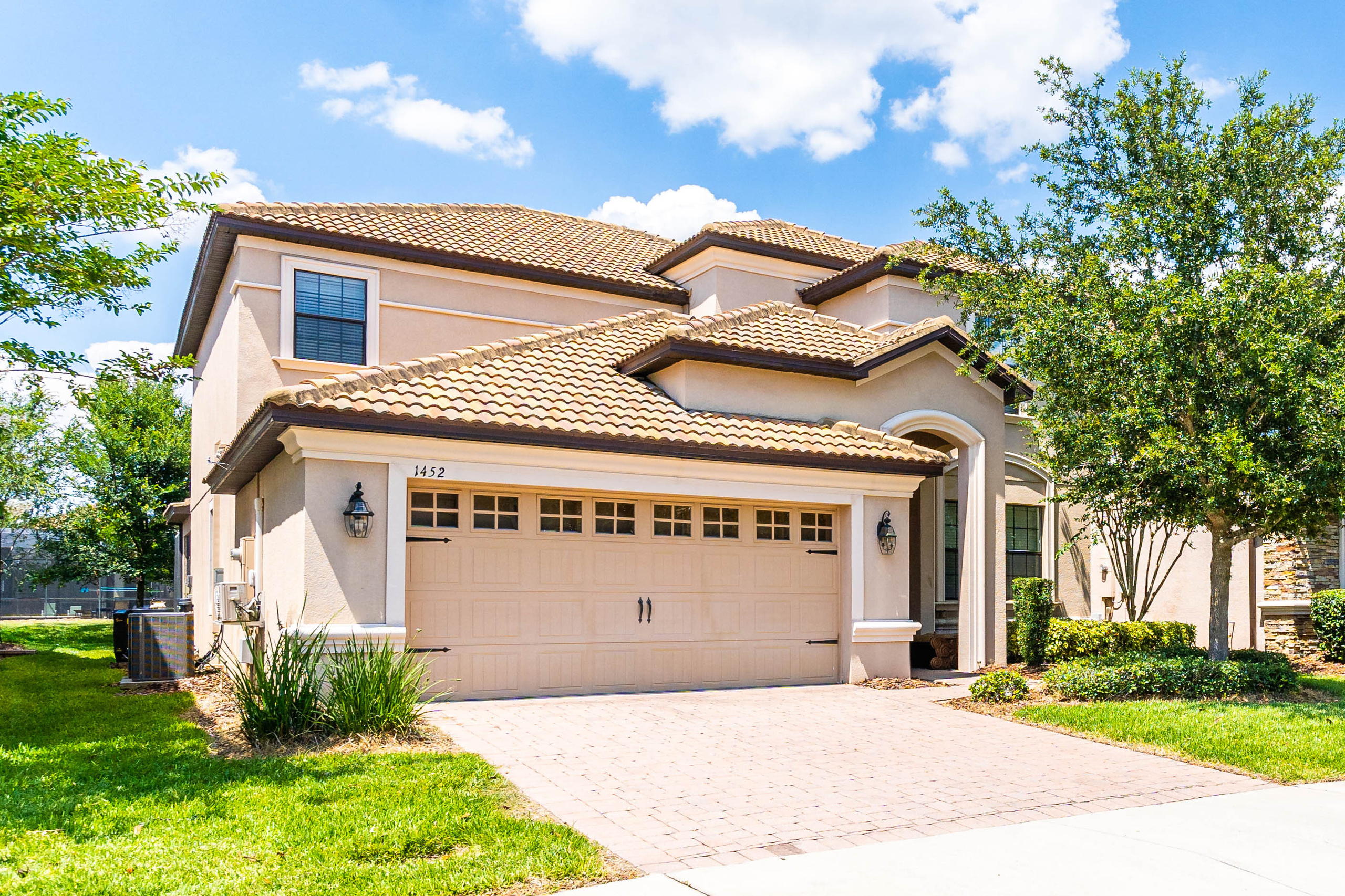 Masha Kapriyanchuk a real estate photographer