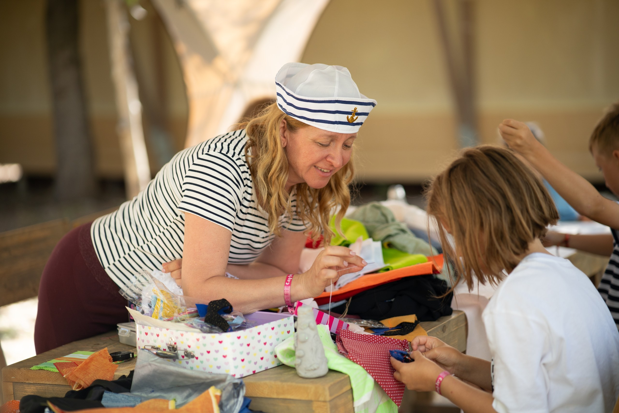 ВОПРОСЫ. Семейные лагеря в Европе с Ниной Янечковой и Ириной Зиновьевой