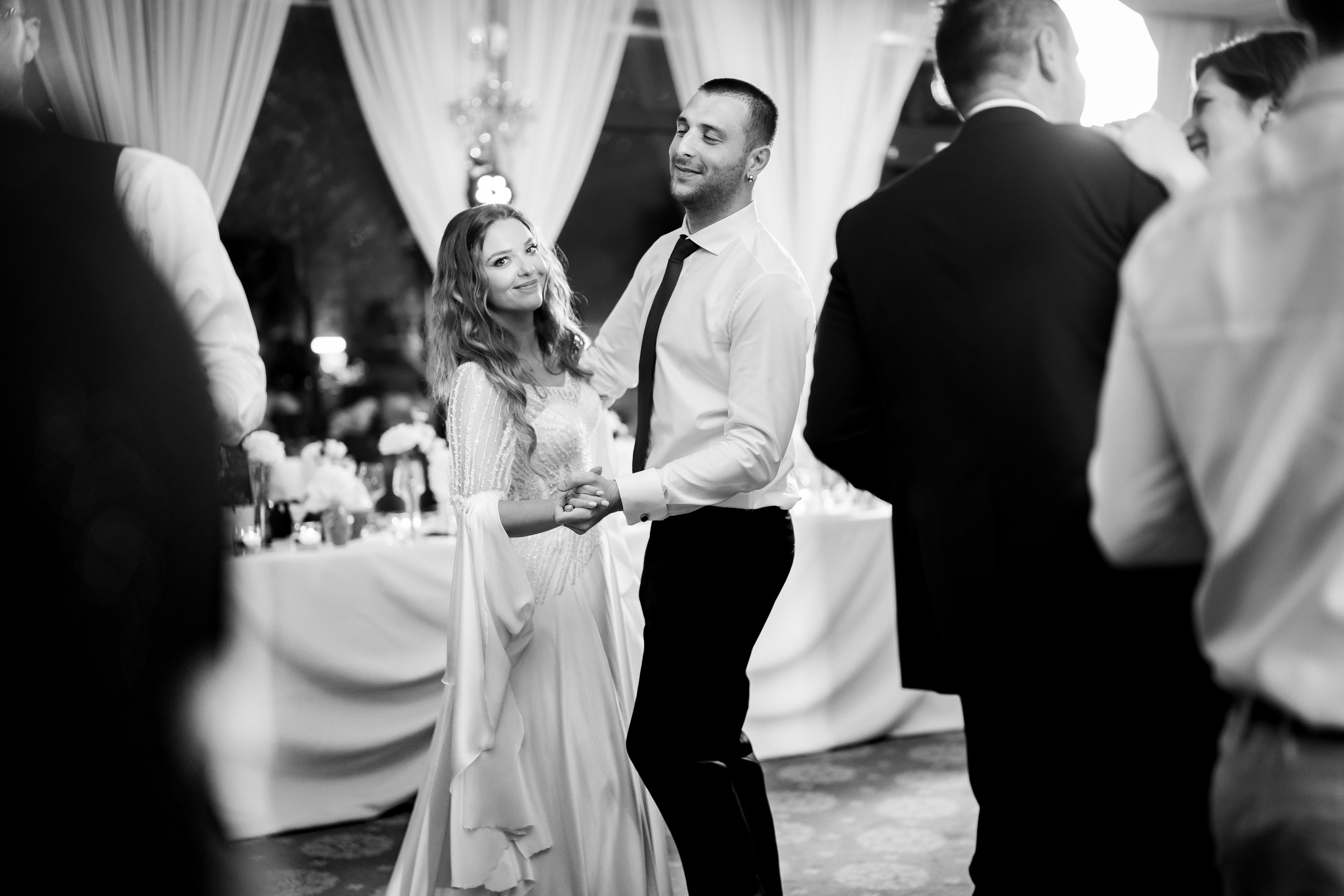 PARTY. Gabriel Florea — Fotograf nuntă București