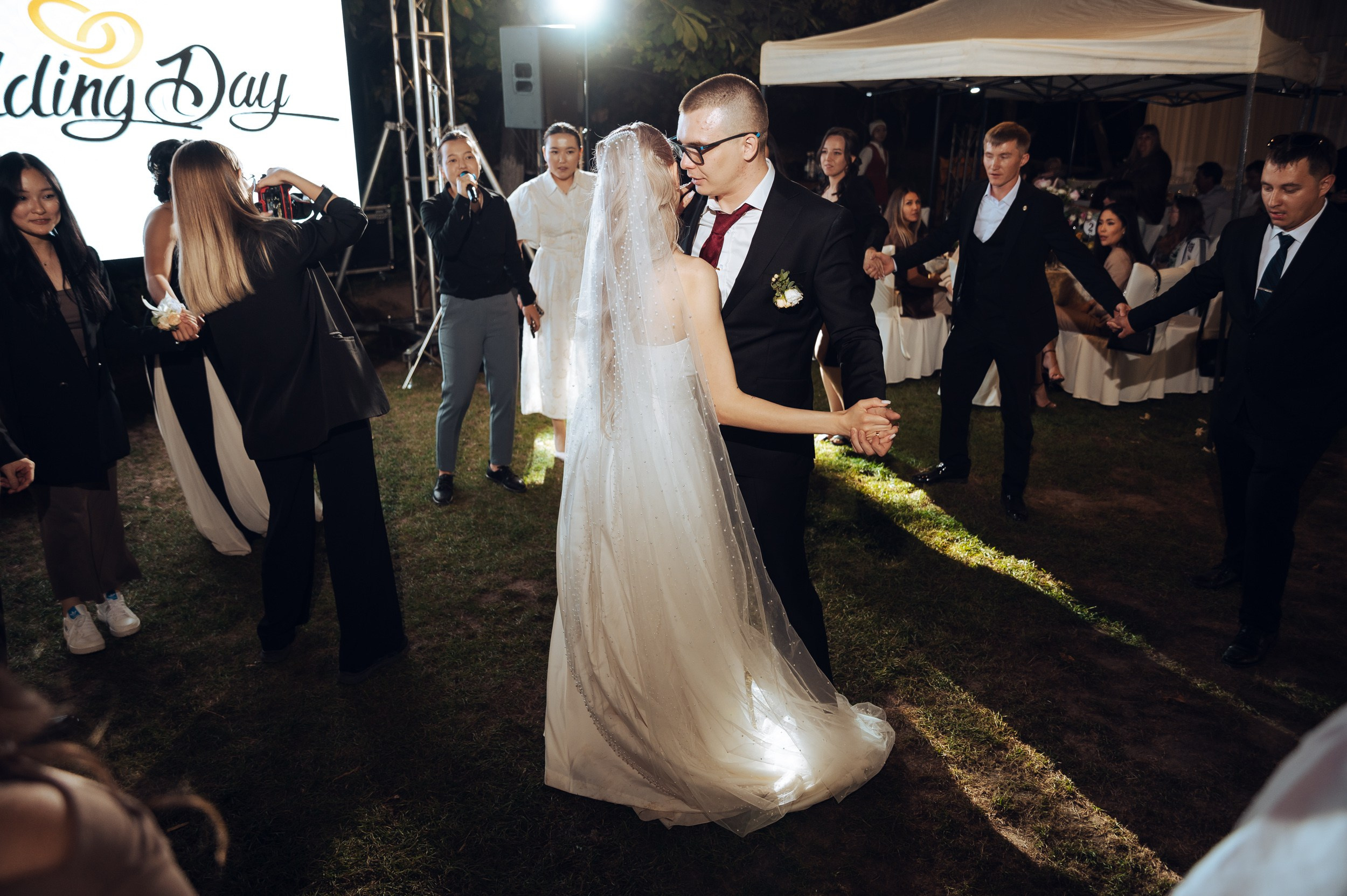 Алексей & Анастасия. Фотограф в Бишкеке Андрей Кавешников