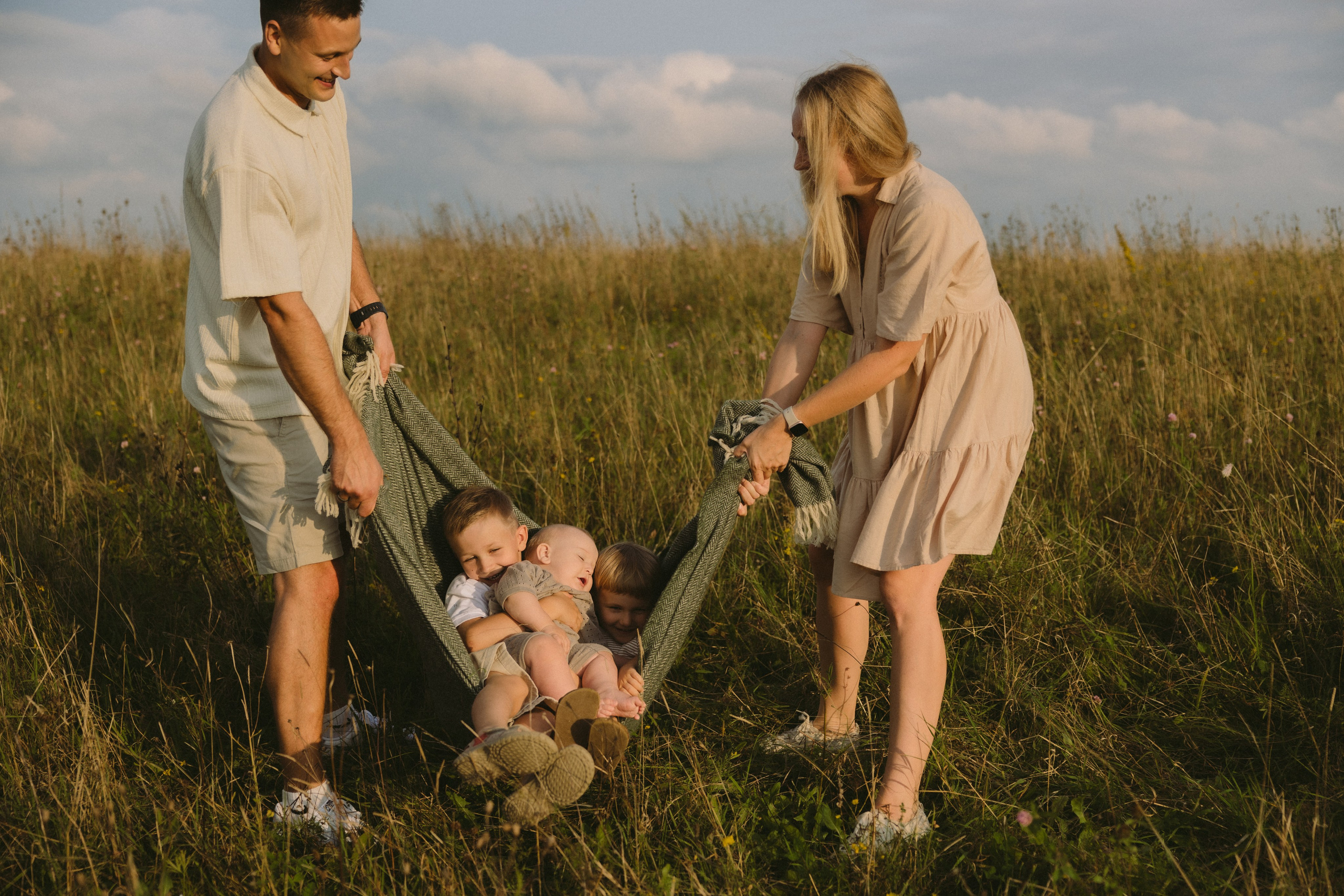 Simonos ir Mariaus šeima | PIEVA. Vestuvių ir šeimų fotografė Lena Bondarenko / belove photo