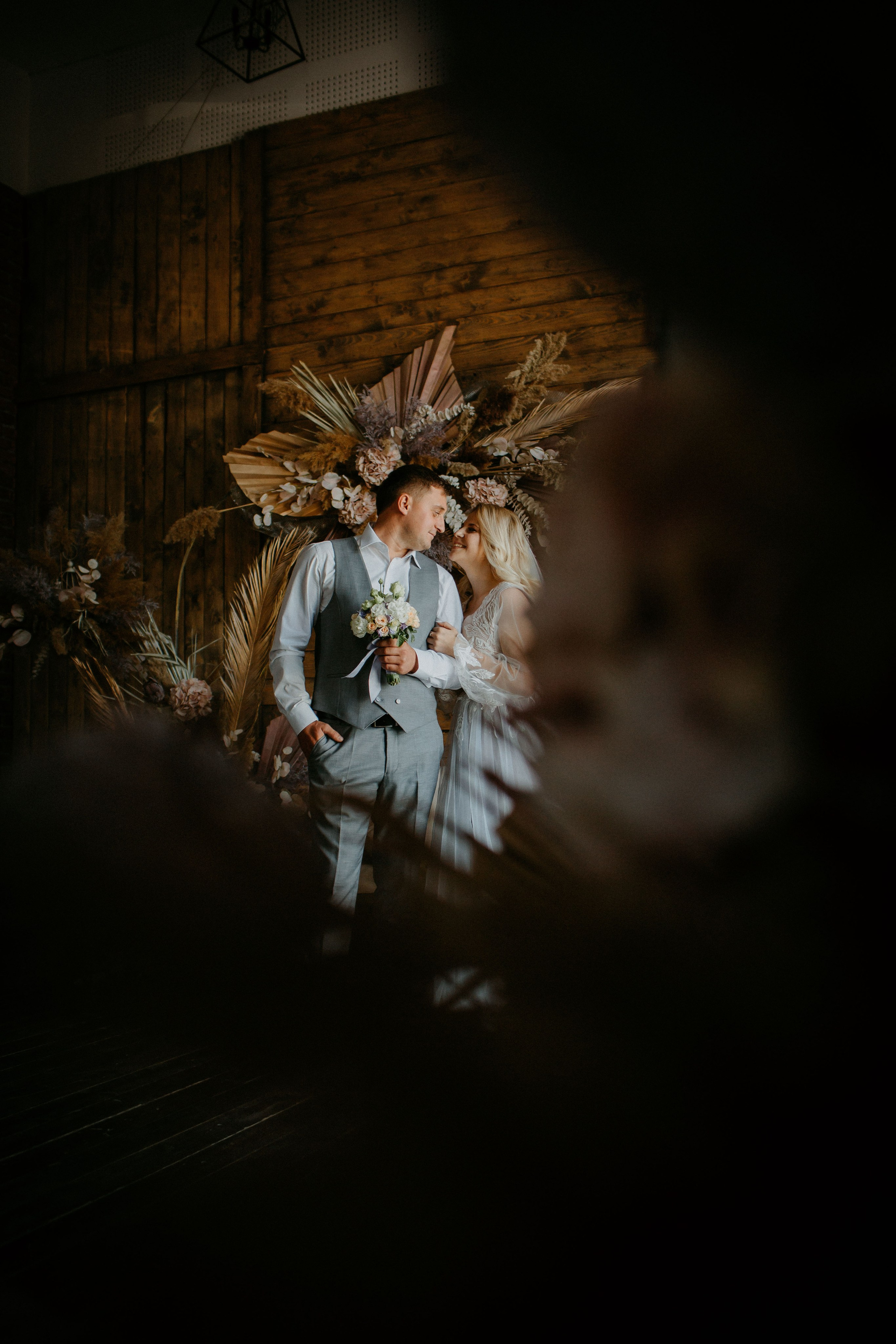 V & C. Crudueugen.com