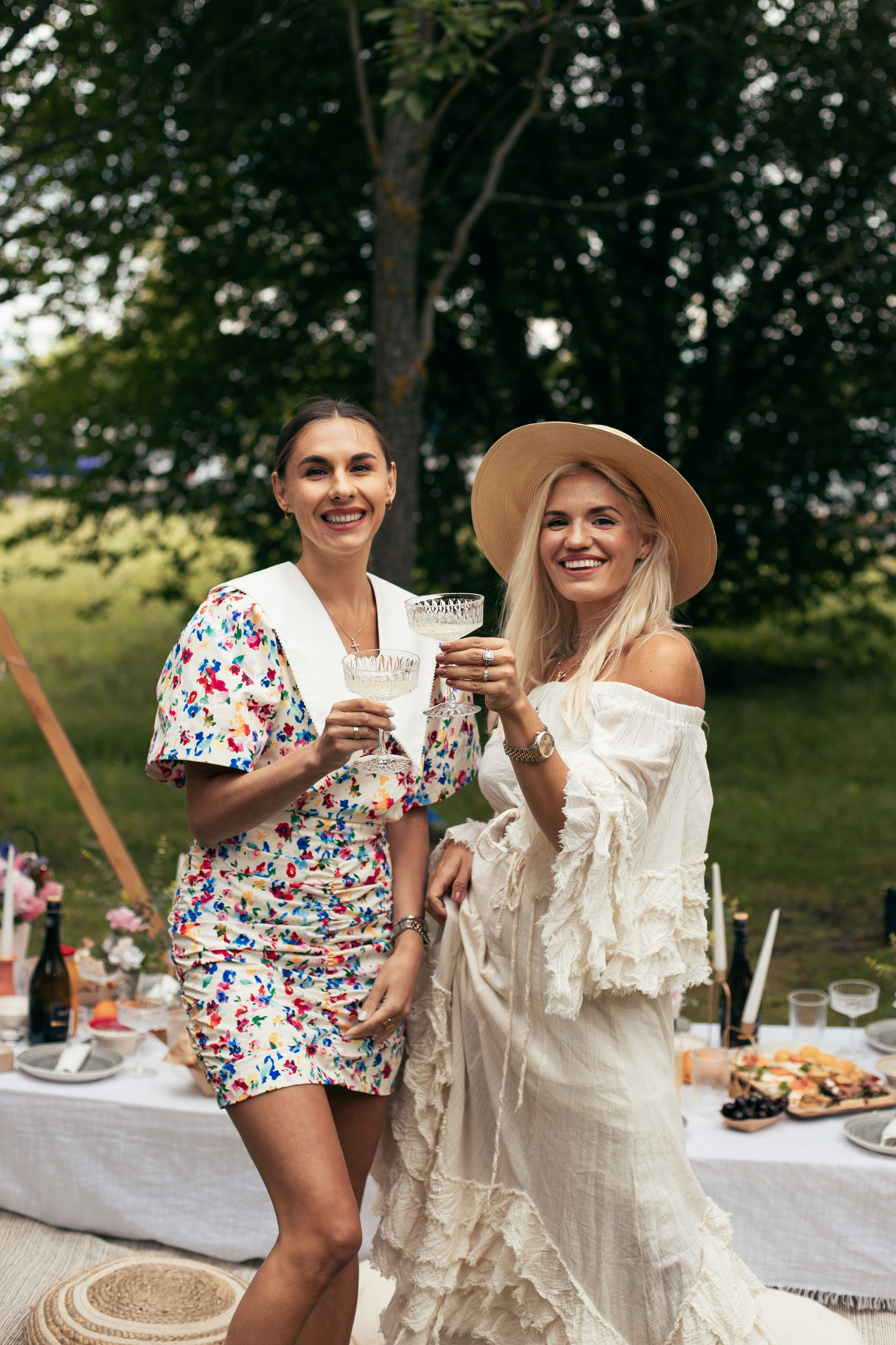 Пикник с девчонками. Главная