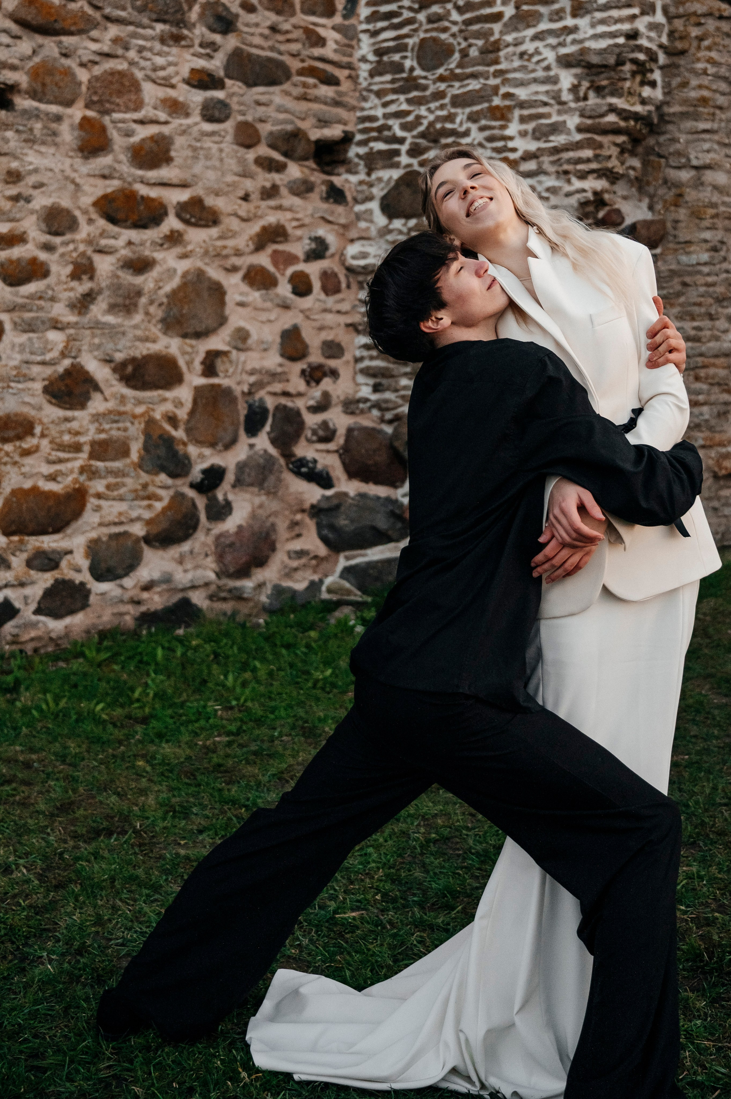 В замке у моря. Фотограф Таллинн — свадьба |семья | lovestory