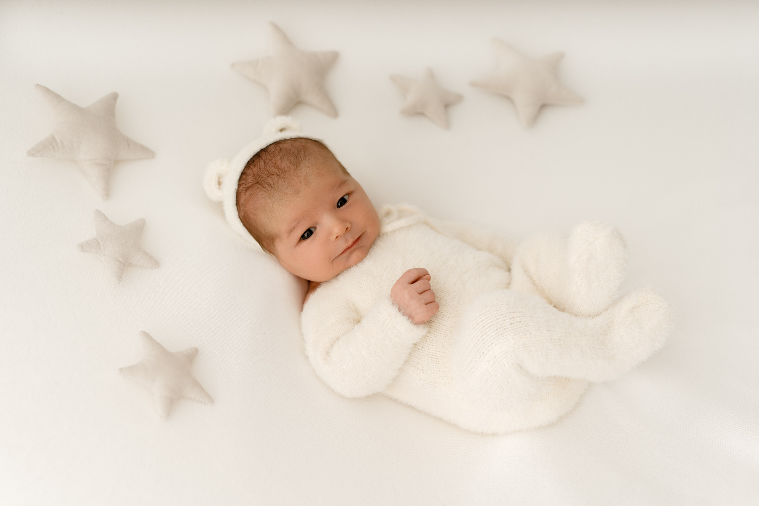 Malutki Szymuś na swojej pierwszej sesji. Fotograf Łódź - sesja ciążowa, noworodkowa, dziecięca. Studio w Łodzi