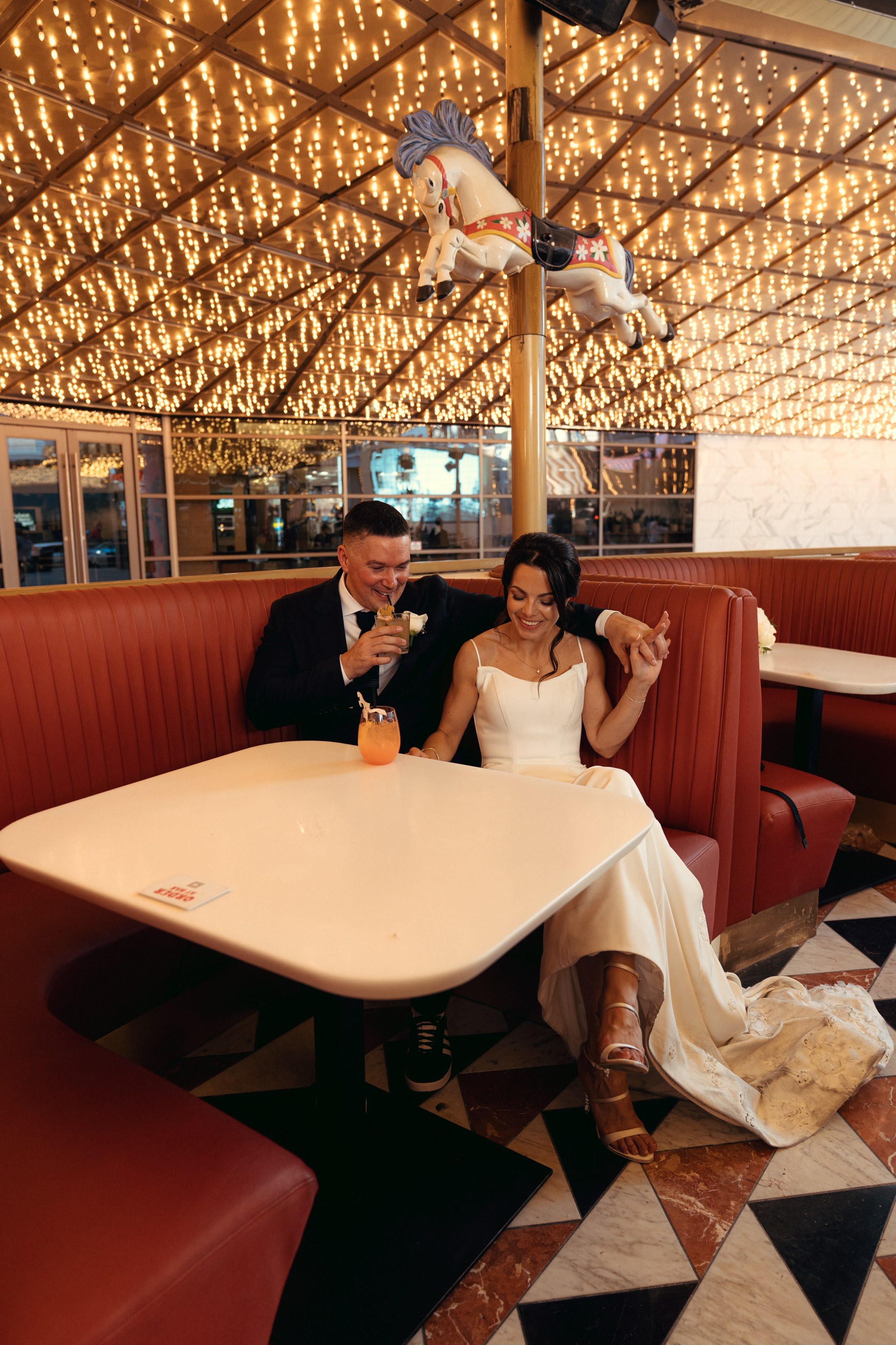 Lara&Dan. Wedding & elopement photographer Viktoriya Kravtsov. Las Vegas