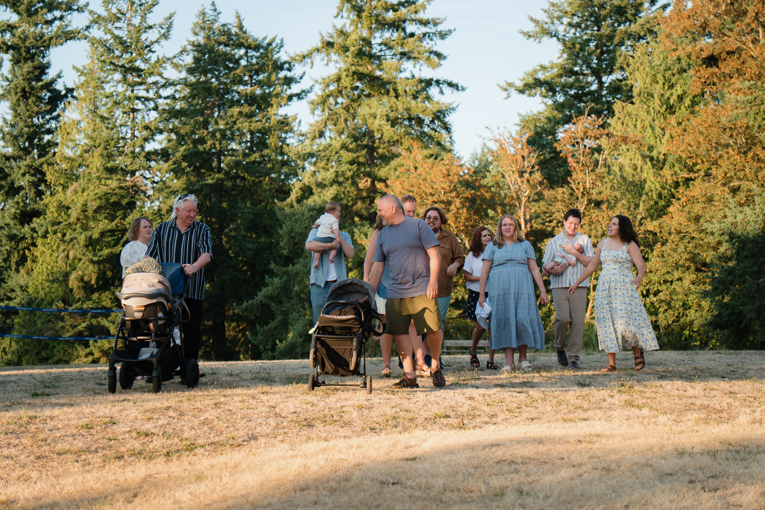 Courtney’s family. Photographer in Washington Sophia D