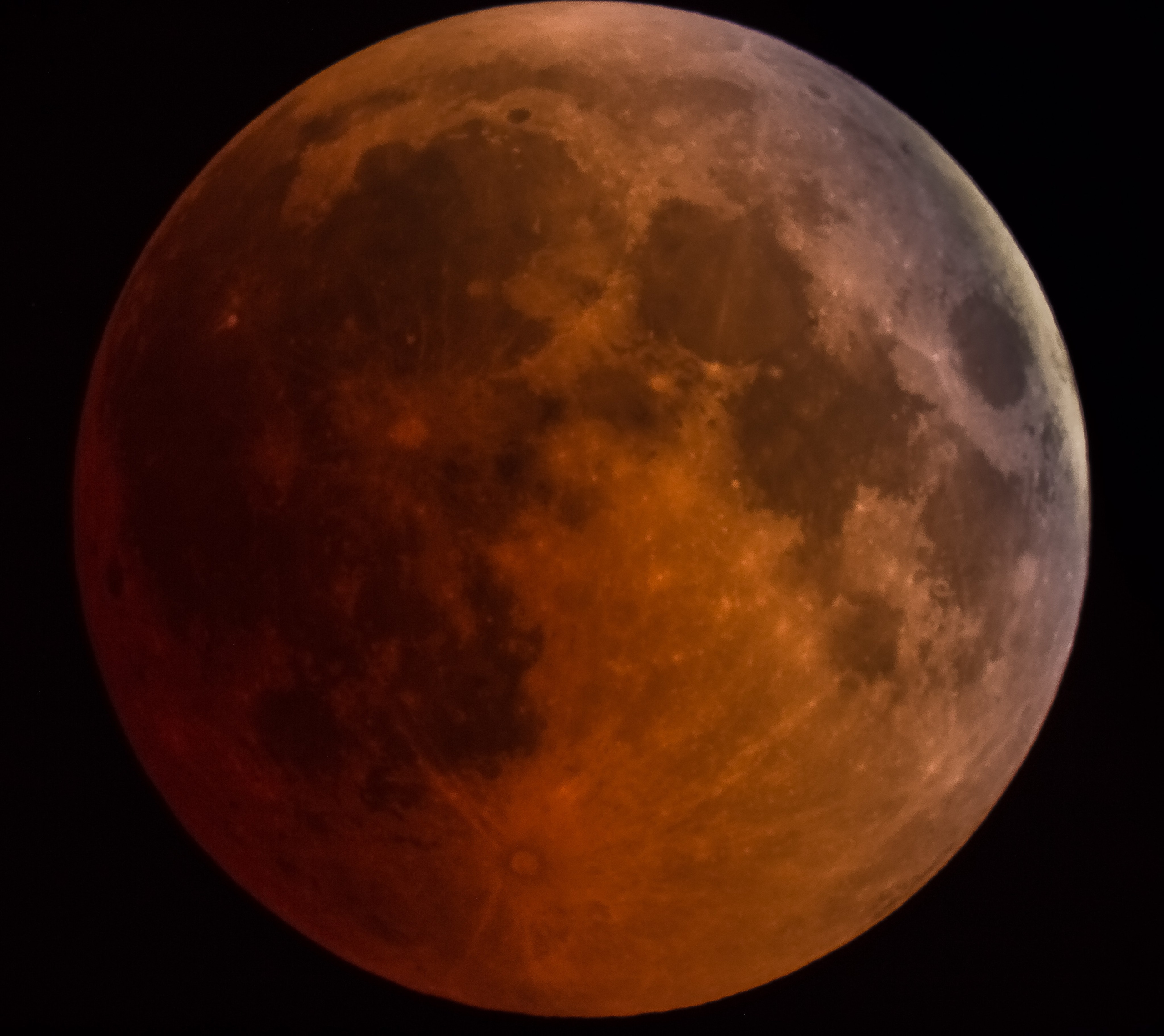 Qanlı Ay — Ay tutulması. Həvəskar Astronomlar Cəmiyyəti — Astronomy.az