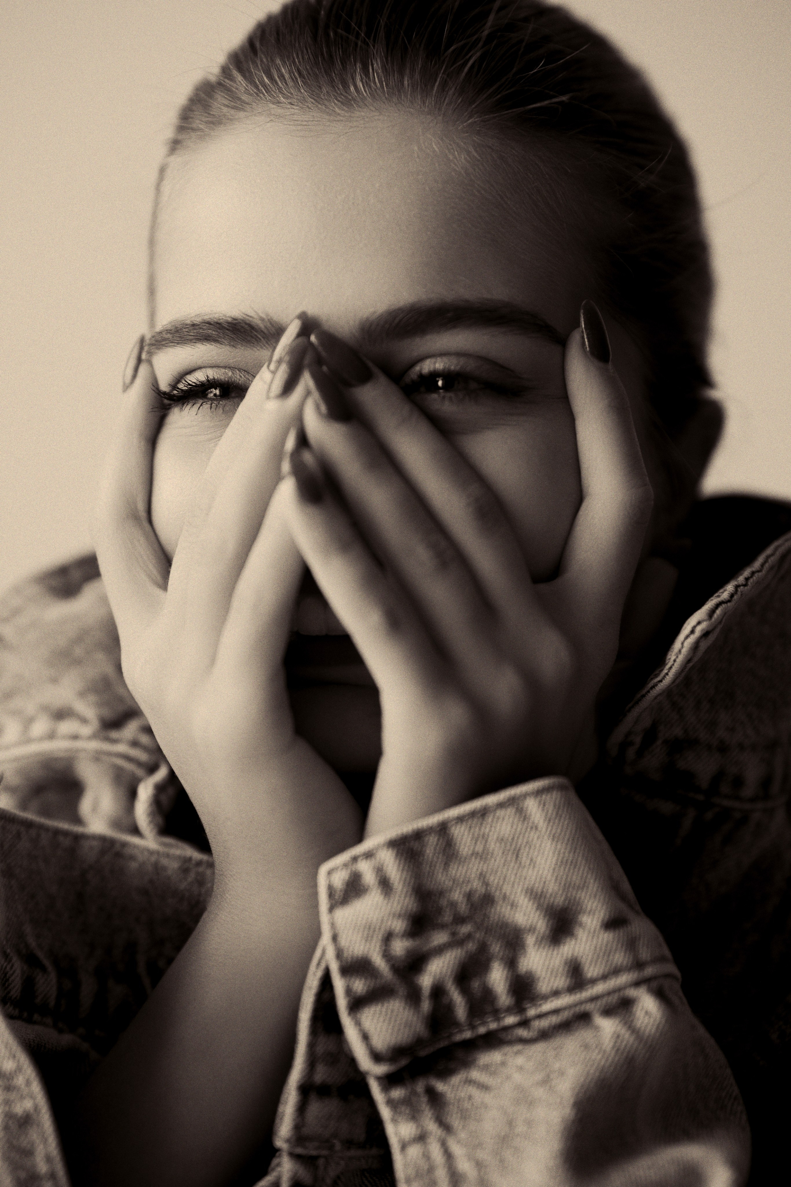 Beauty, Fashion and Glamour. Mehran Hadad — Portrait Photographer, Filmmaker and Youtuber