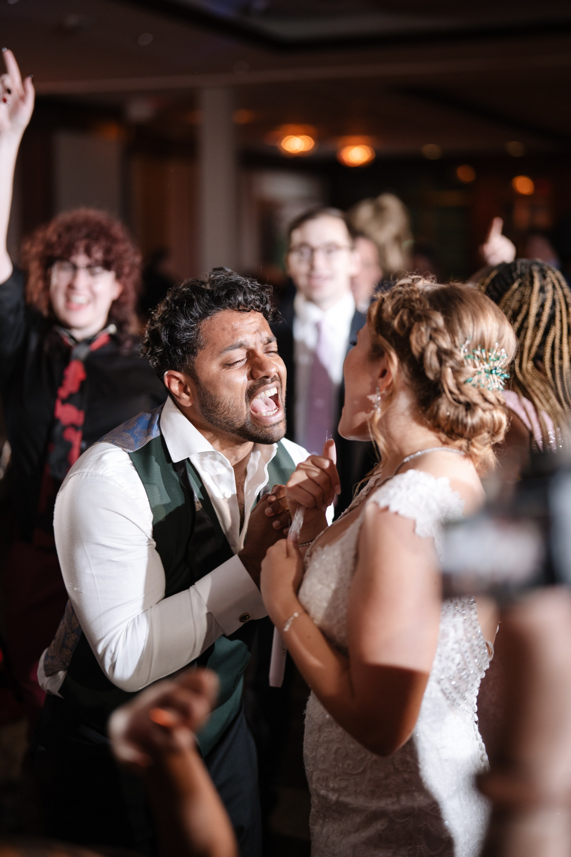 Oct 2025- Hanna and Johnathan’s wedding. Portrait and wedding photographer in New York