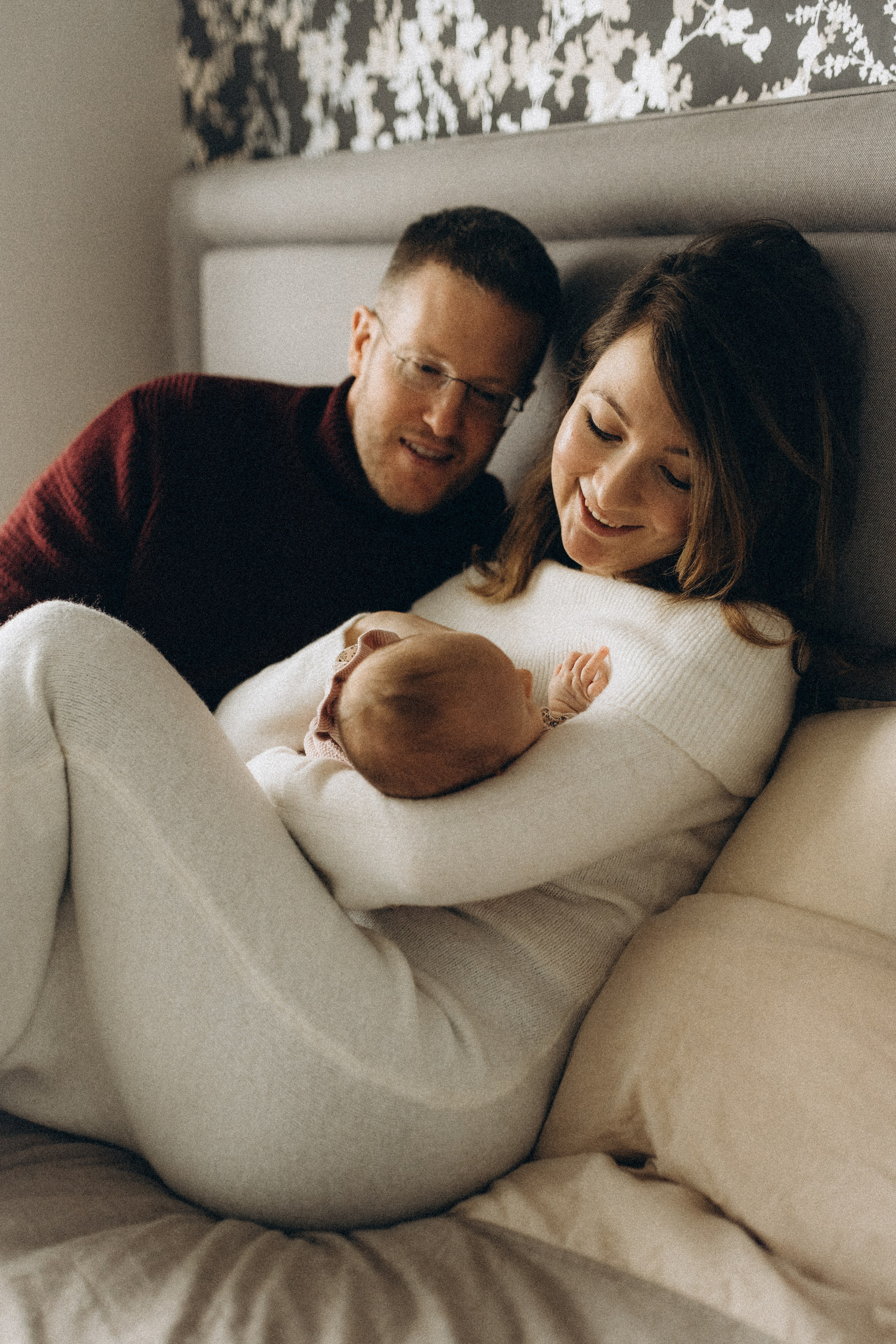 Home newborn session. Tania Gandrabur, photographer in West Midlands, England