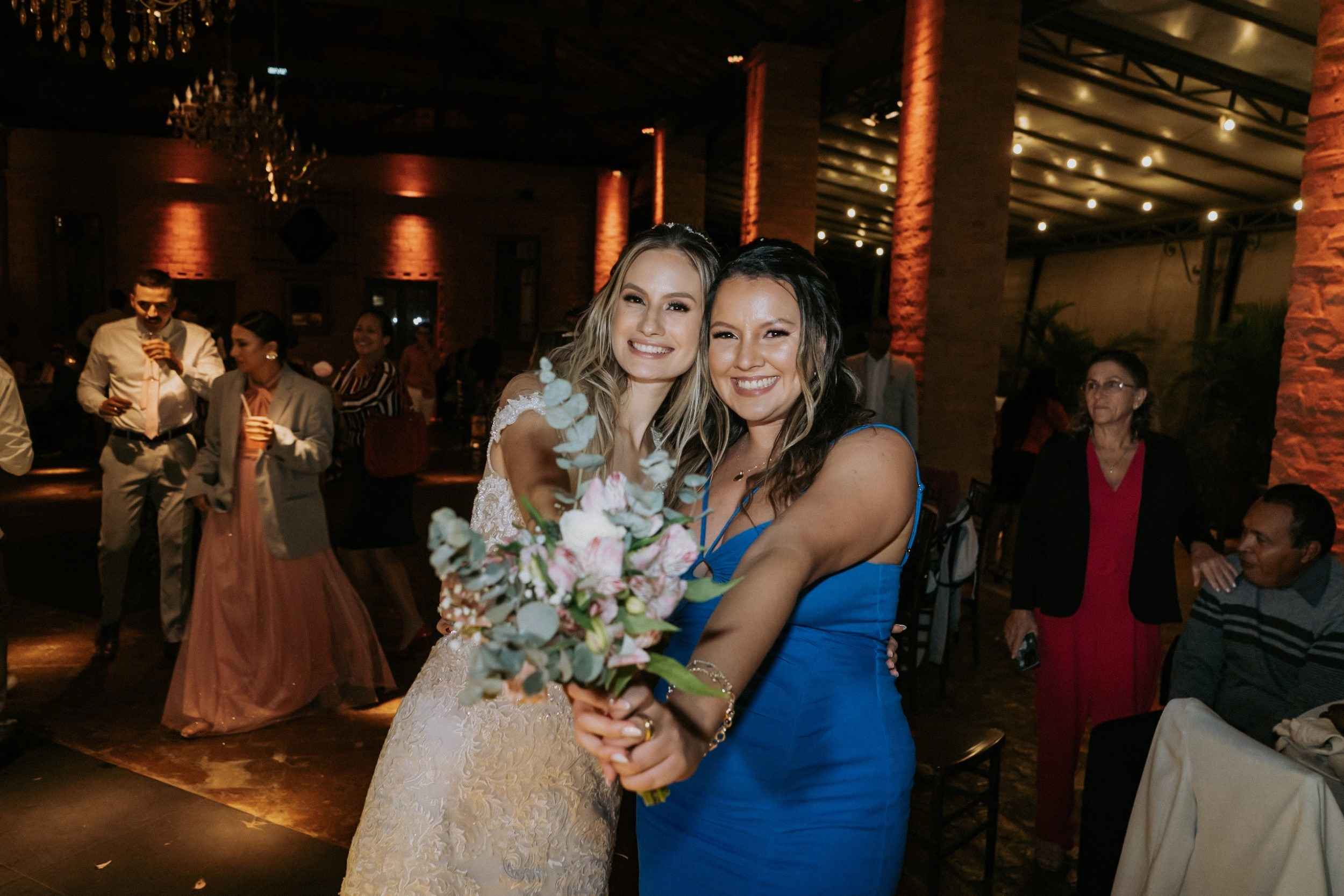 Casamento Isadora e Icaro — Alvorada. Fotógrafo de casamento e Filmmaker de casamento