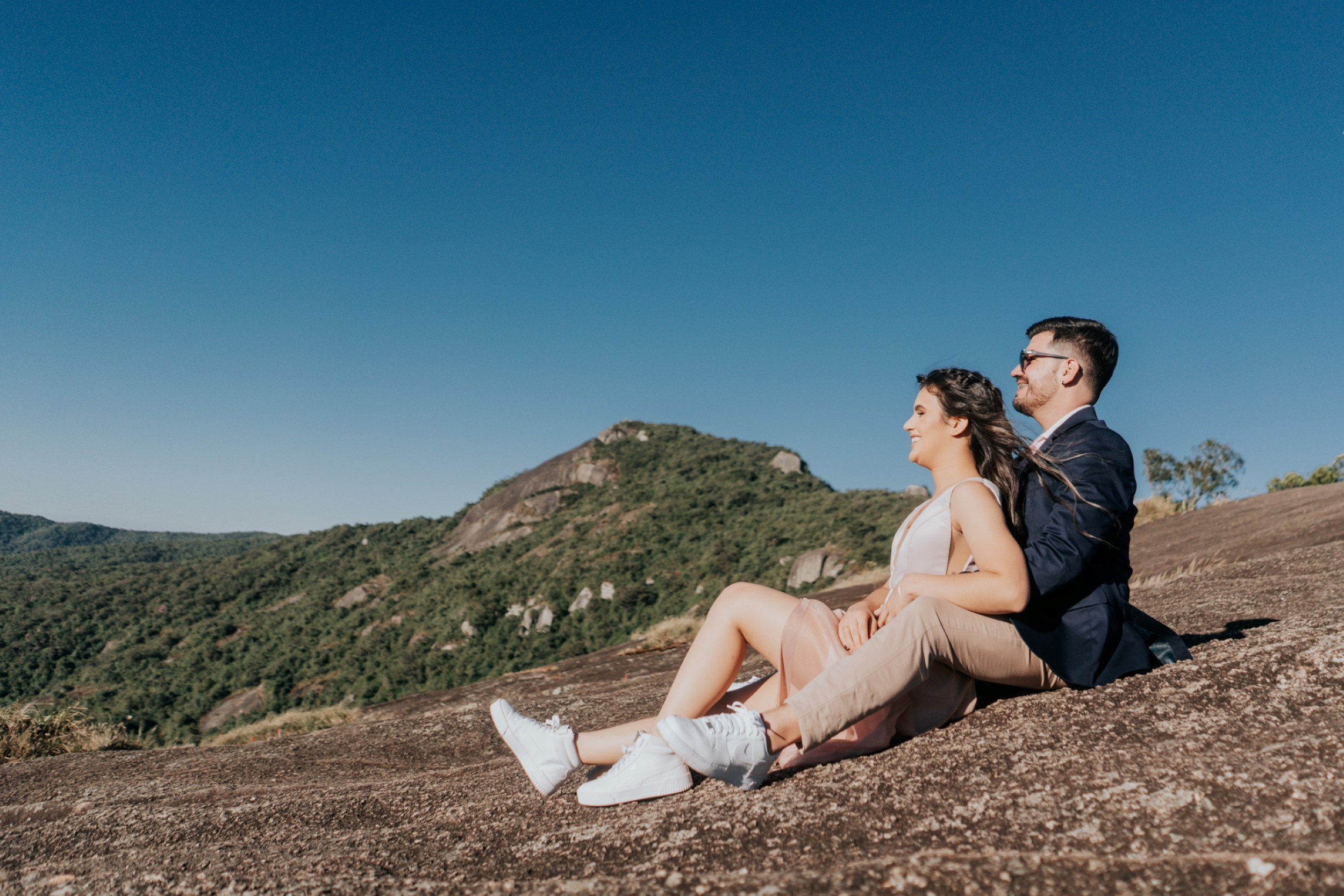 Pré Wedding — Ludmila e André (Monte Verde — MG). Fotógrafo de casamento e Filmmaker de casamento
