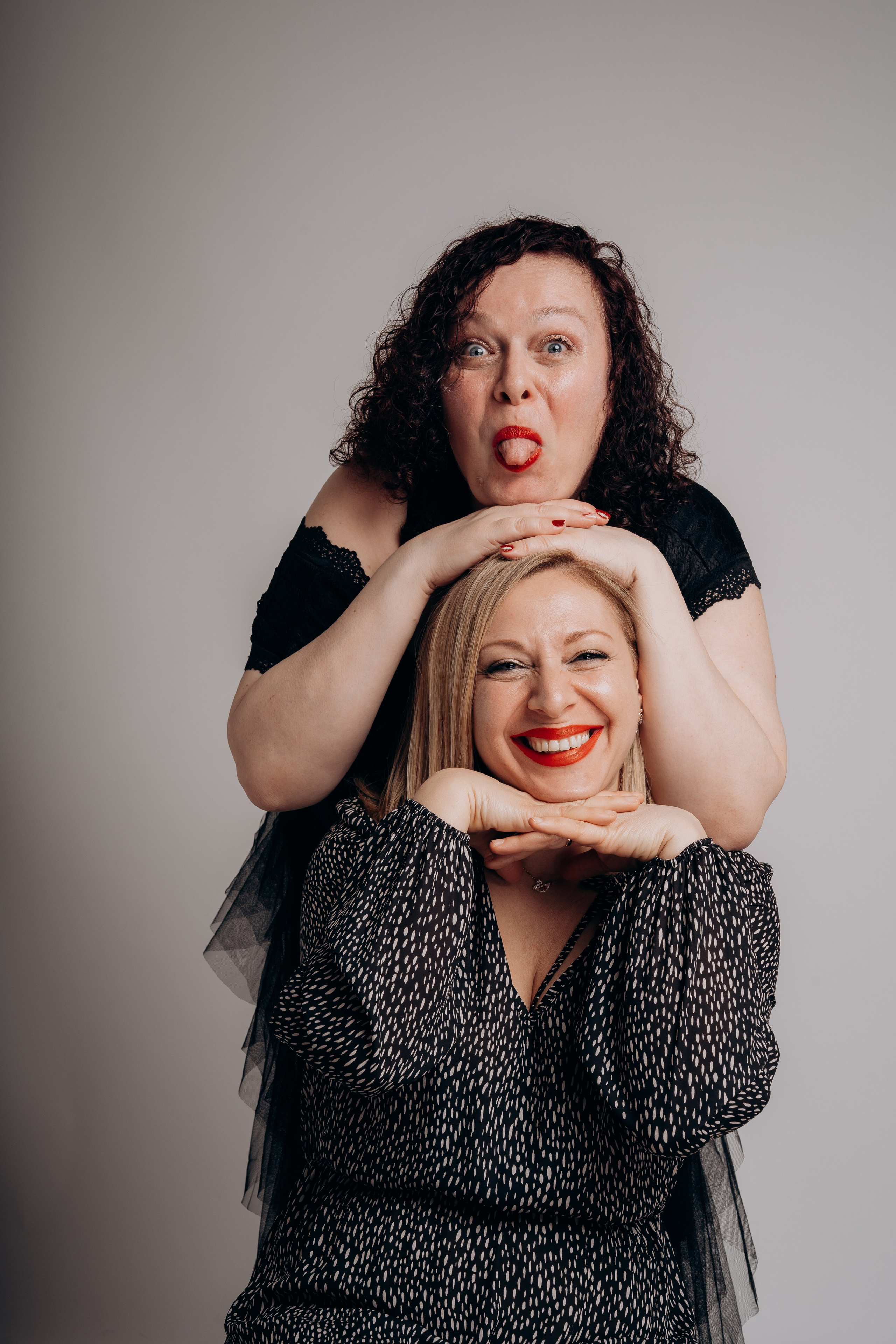 Ritratti di Famiglia | Momenti Intimi e Legami Autentici. Fotografa maternity, family e business a Pomezia e Roma – Simona Henkel