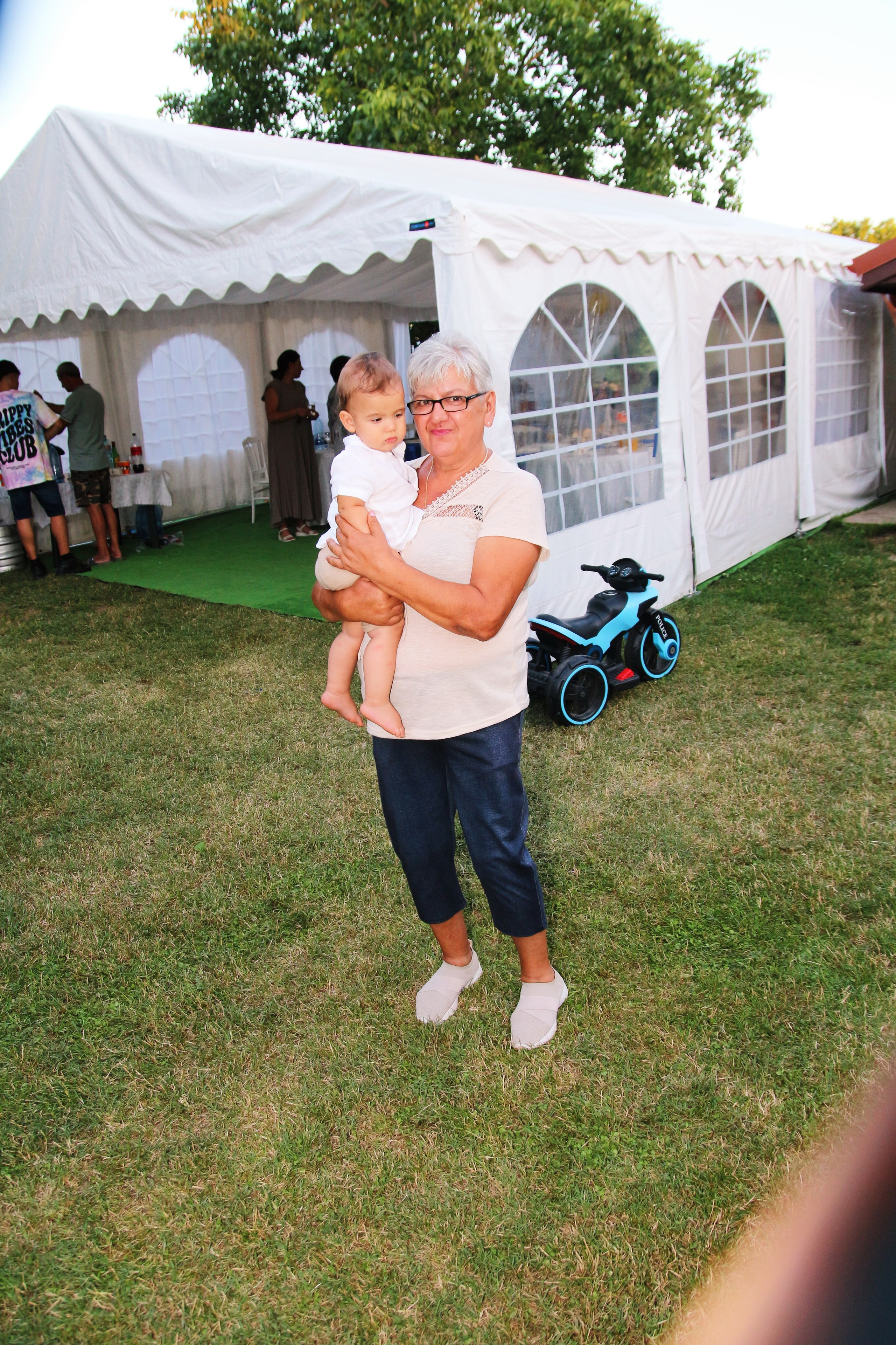 BYZO MEDIA. PETRU BYZO - family and children photographer in ROMANIA