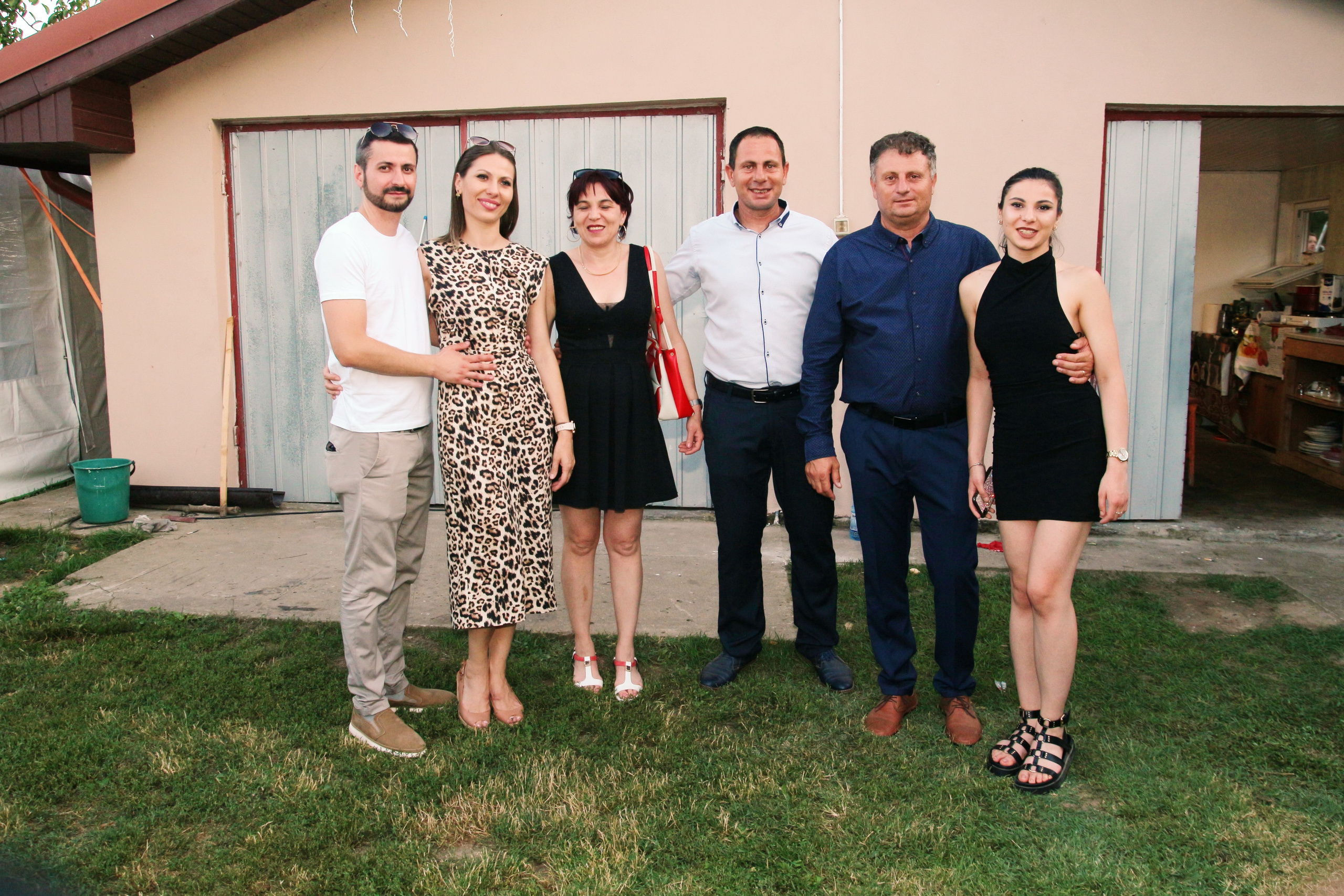 BYZO MEDIA. PETRU BYZO - family and children photographer in ROMANIA