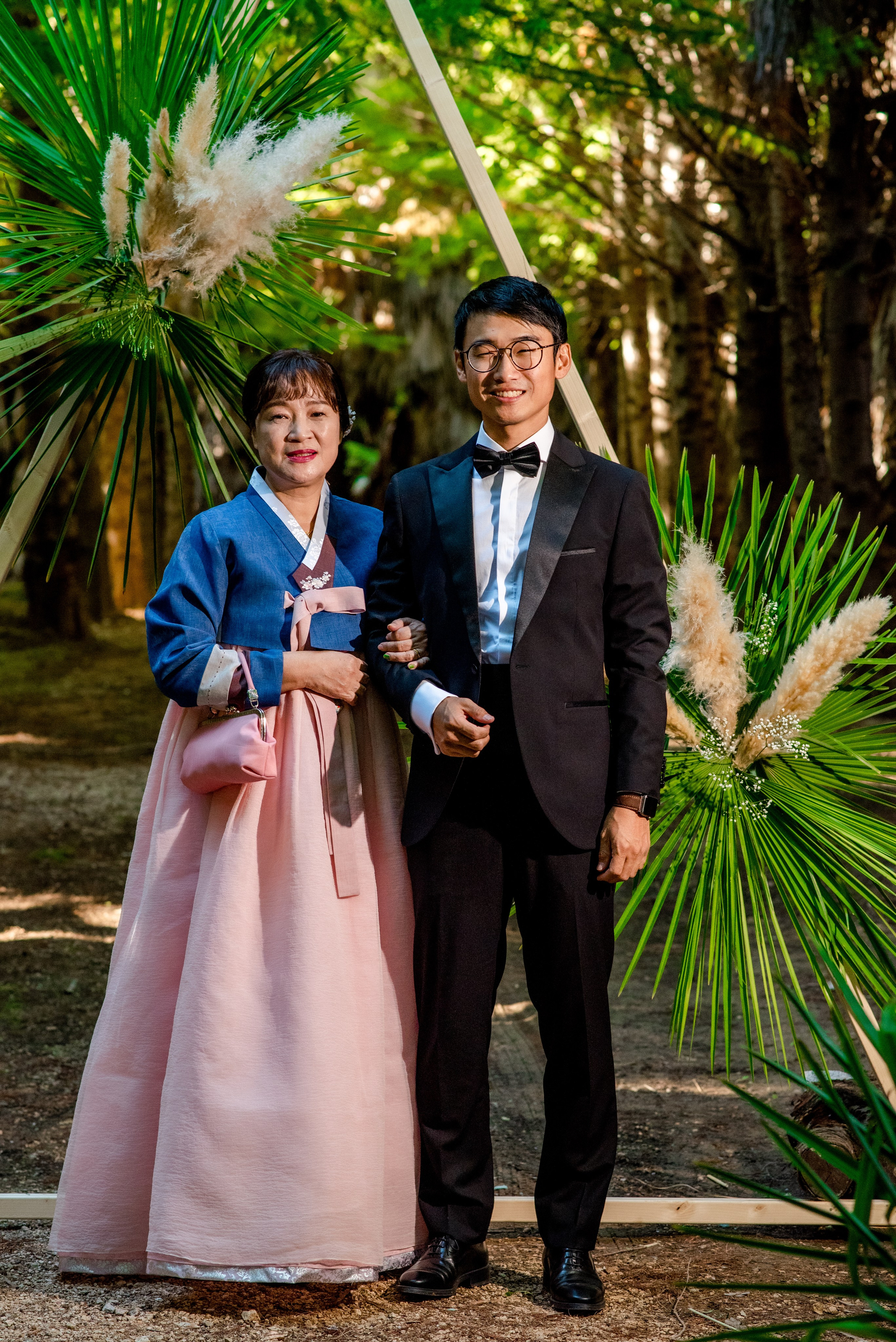 PETRU BYZO - family and children photographer in ROMANIA