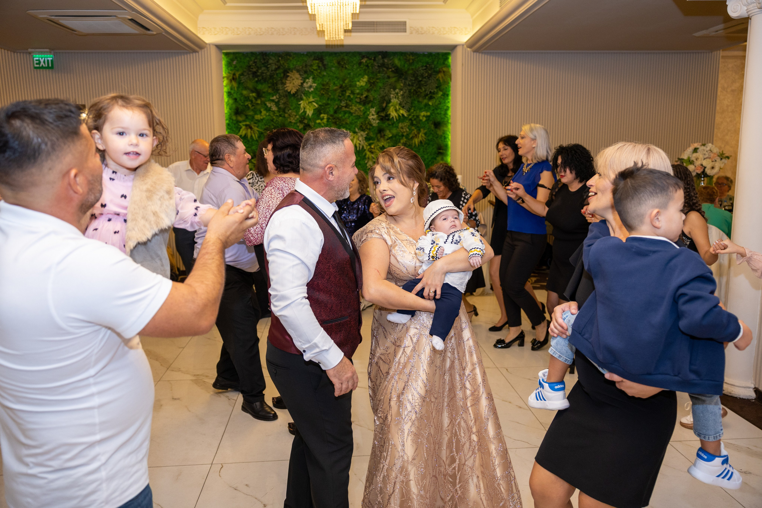 Andrei Sebastian. Moments By Gub