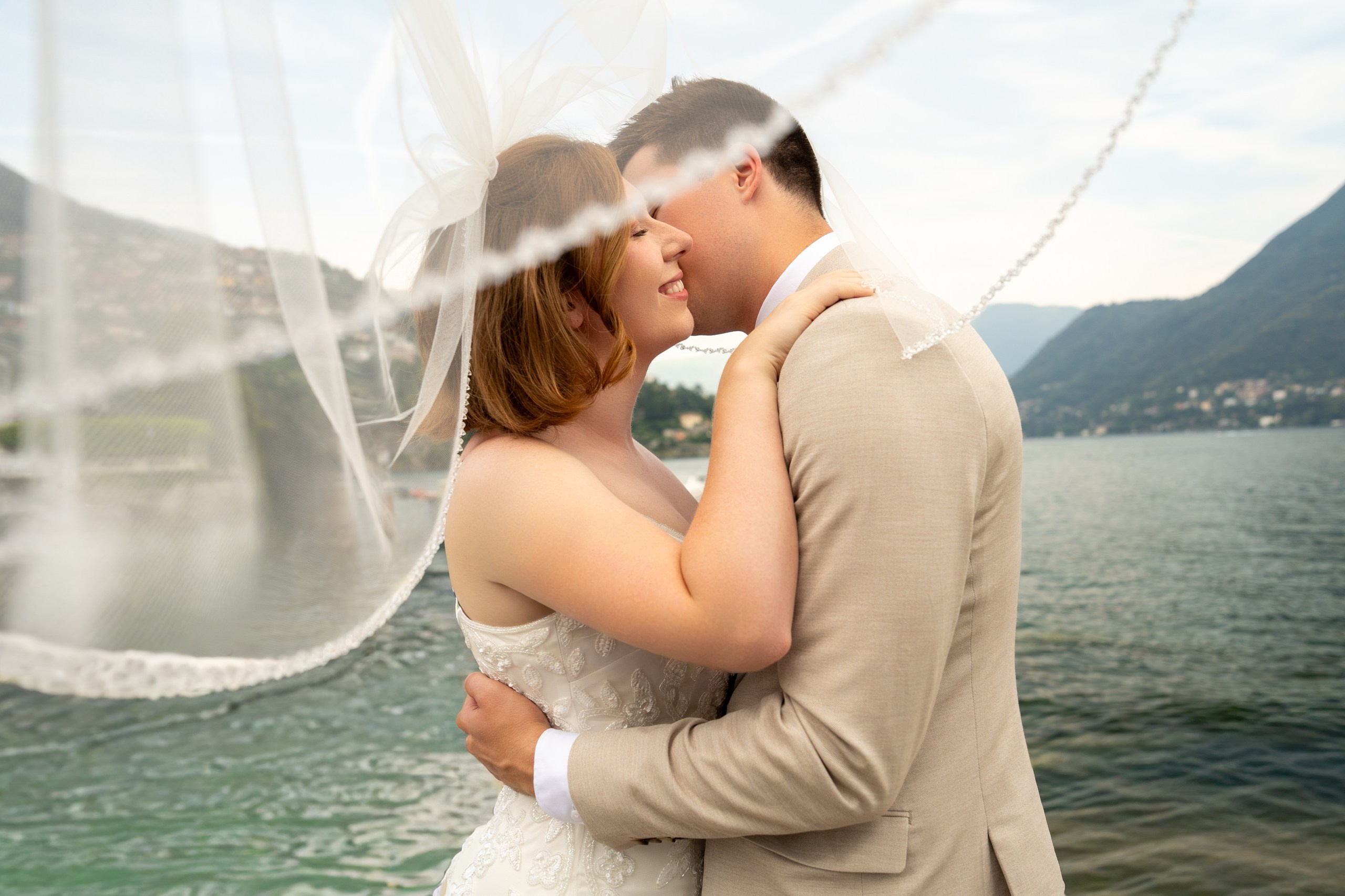 Cernobbio, Boat and Villa Olmo. Wedding Photographer Lake Como Ferrari Media Production