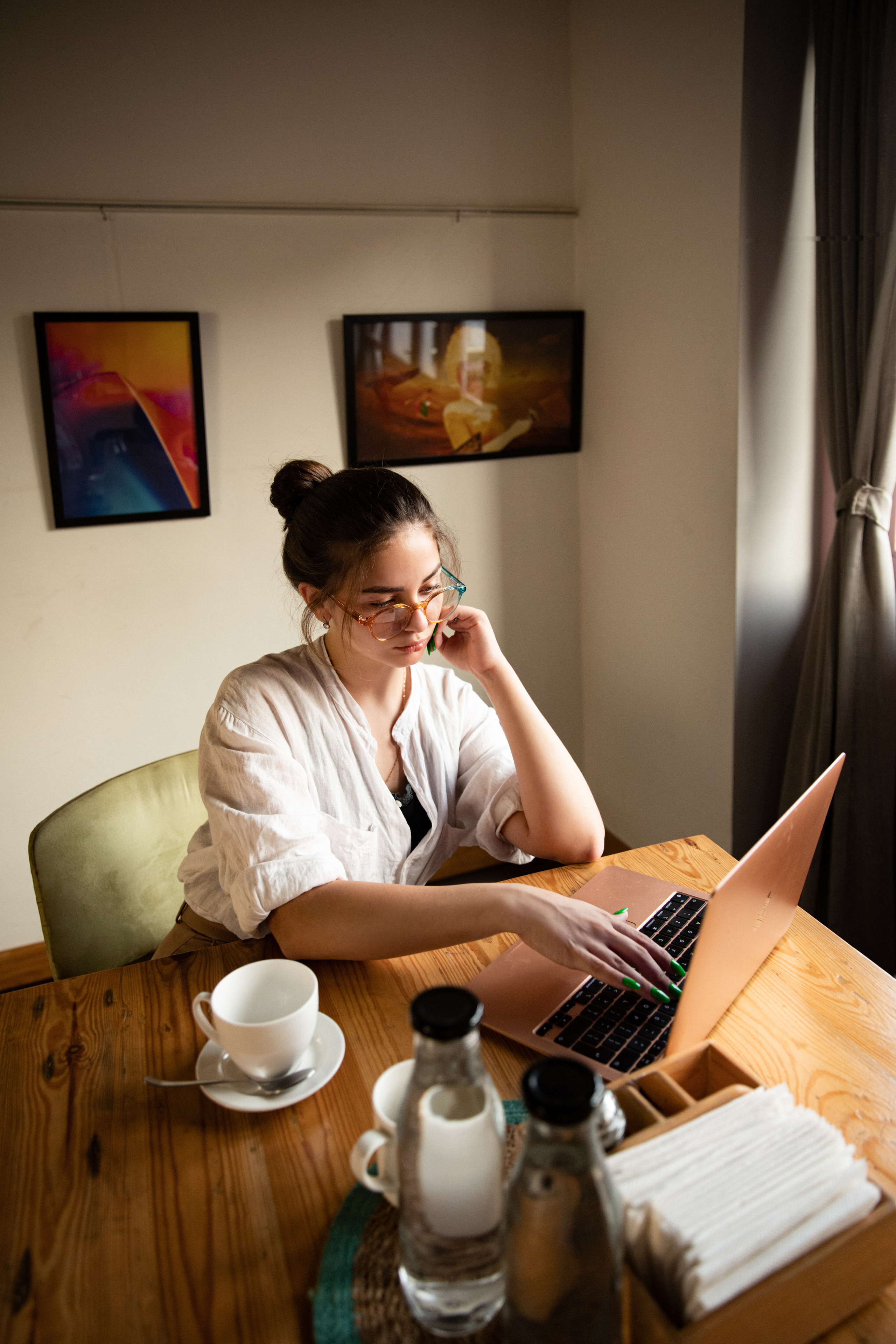 PEOPLE FACES. International Photographer