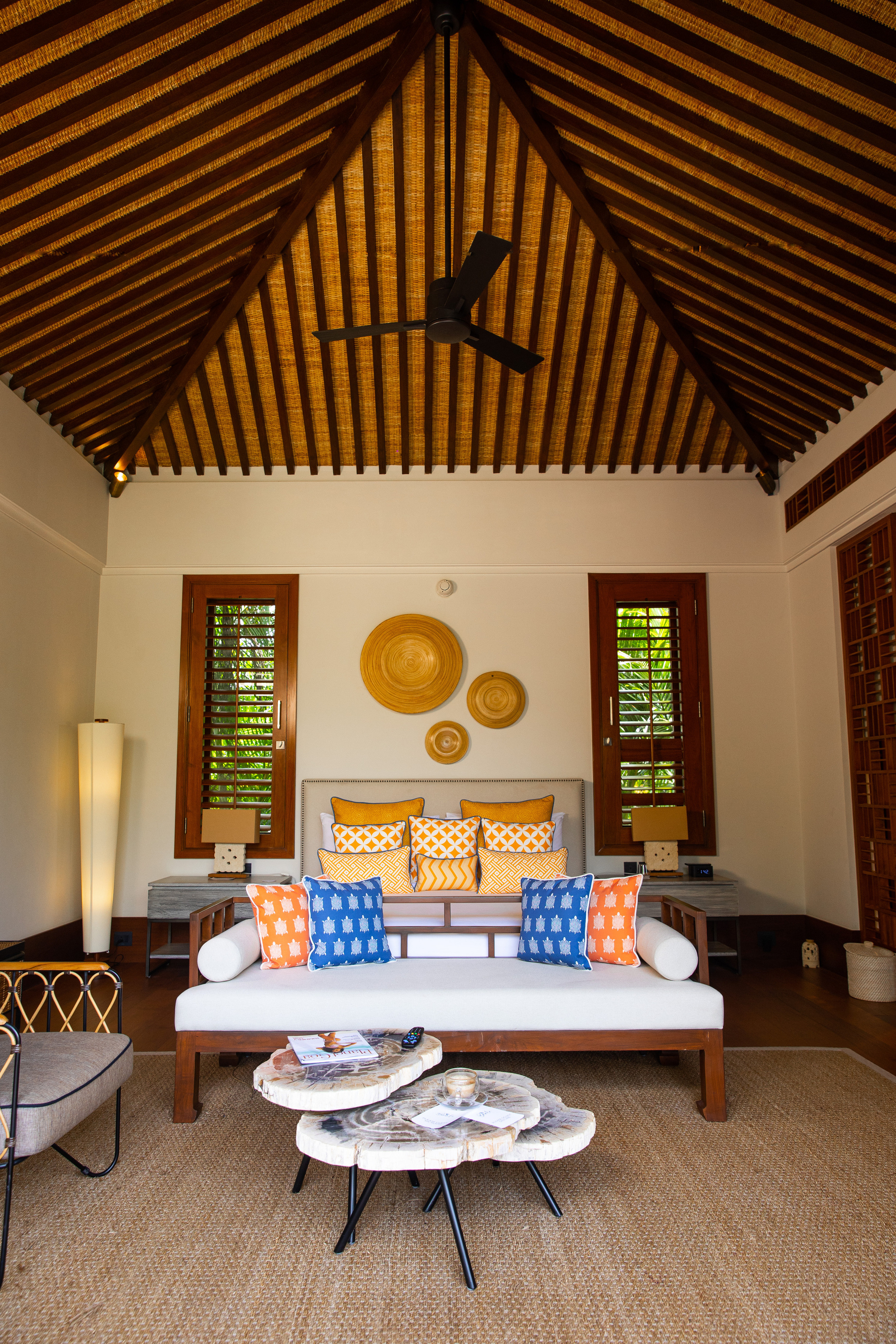 PROPERTY. International Photographer