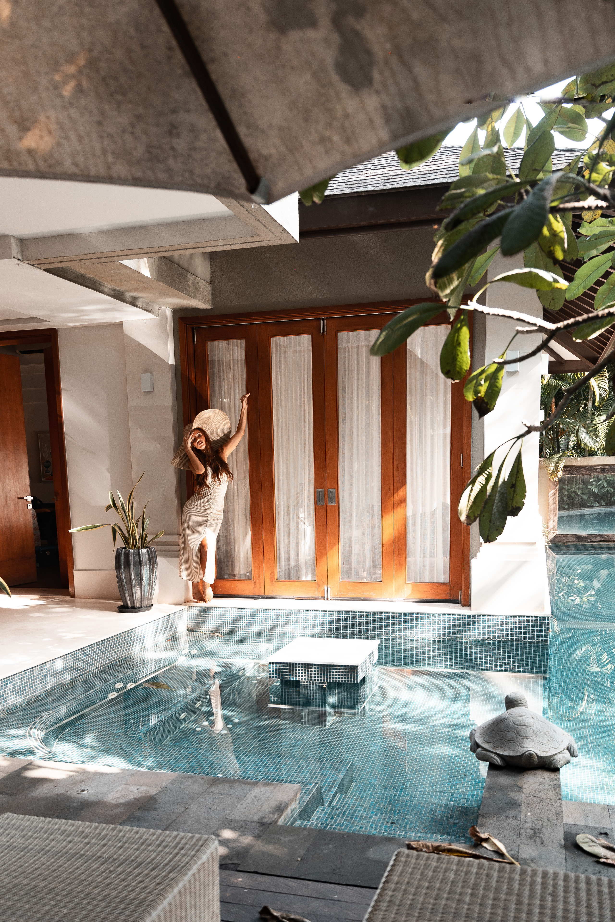 PROPERTY. International Photographer