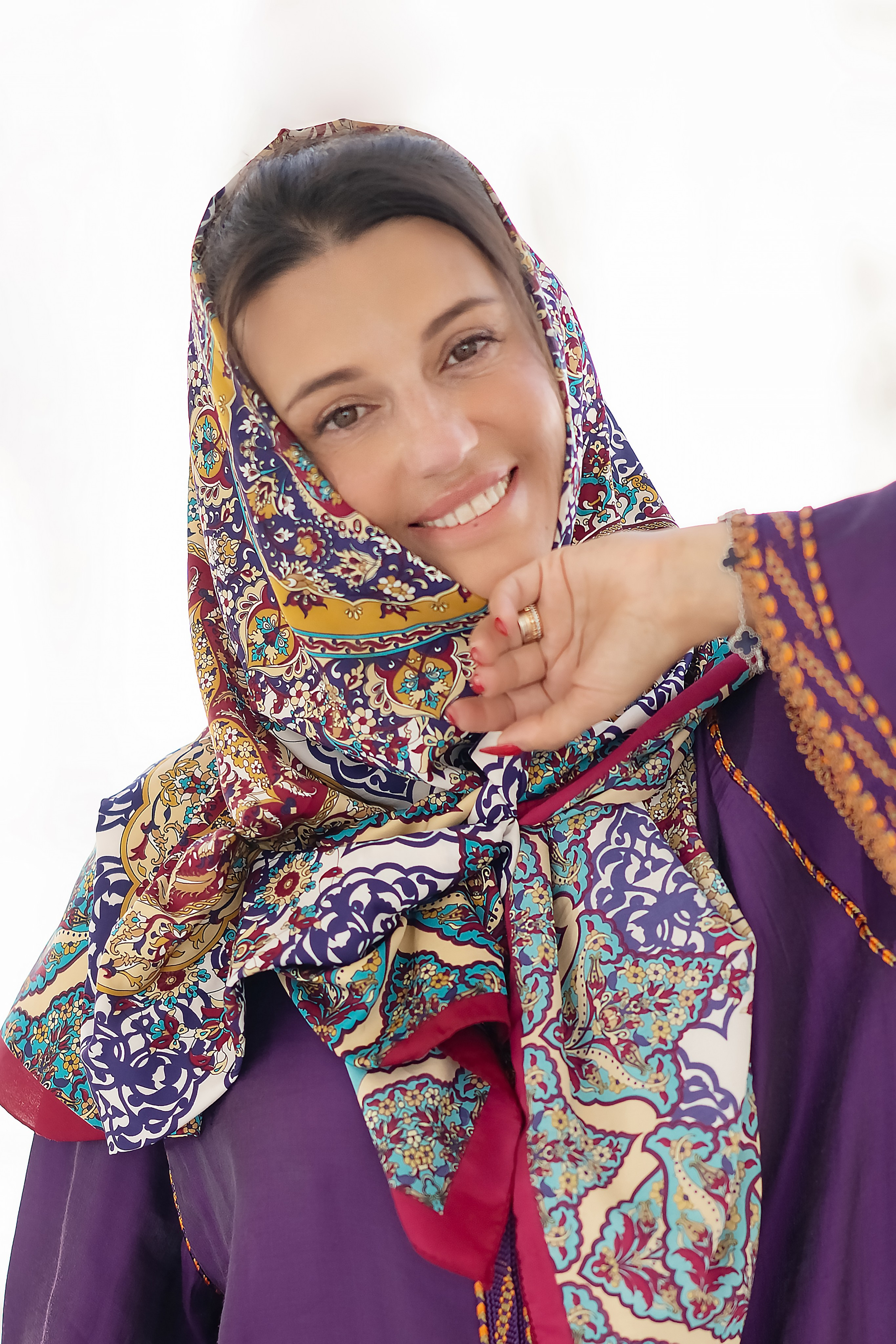 Personal Photoshoot in Abu Dhabi — Portraits That Reflect You. Mariia Safronova is your photographer in Abu Dhabi and Dubai