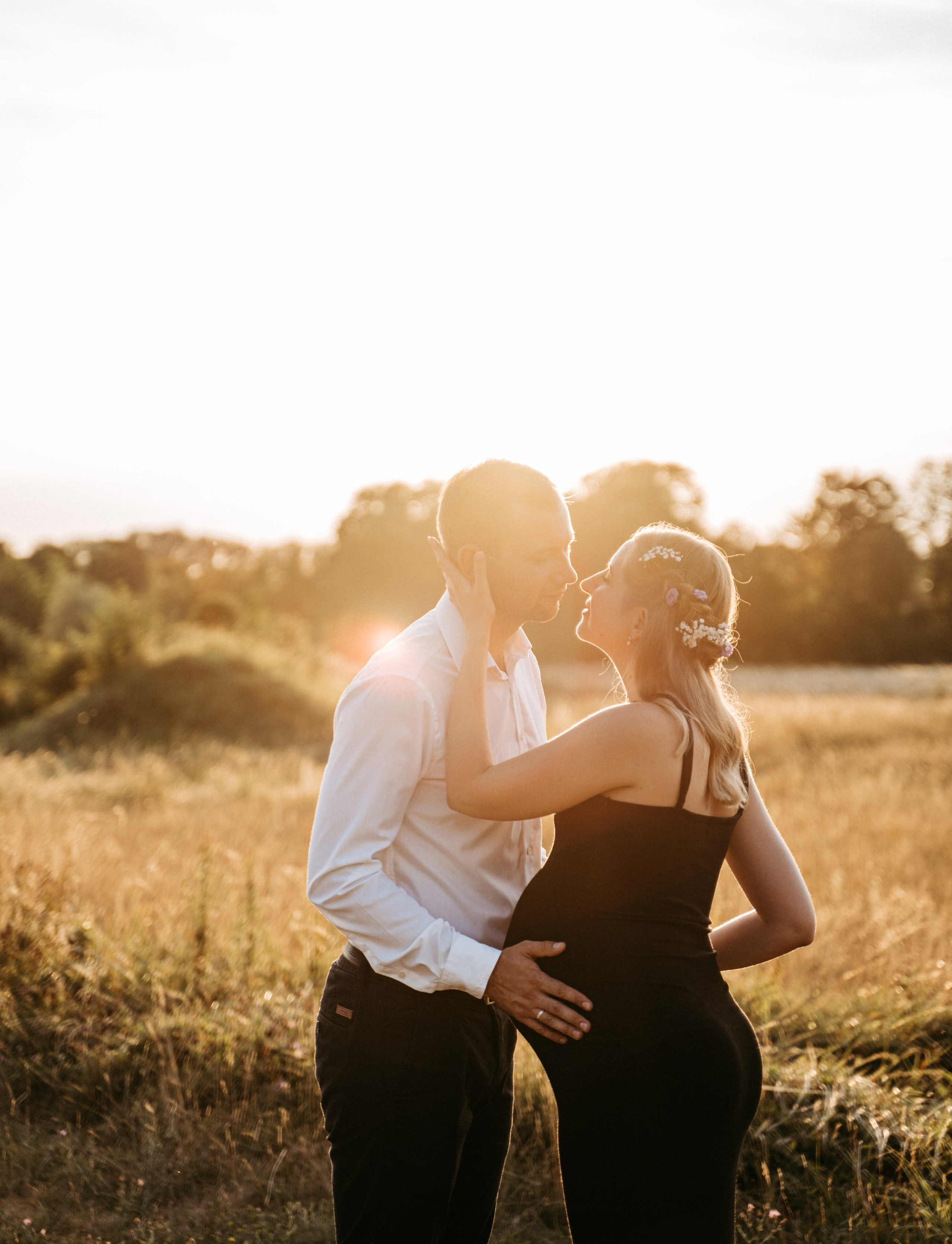 Babybauch. Authentische und emotionale Familienfotos in Landshut und Umgebung