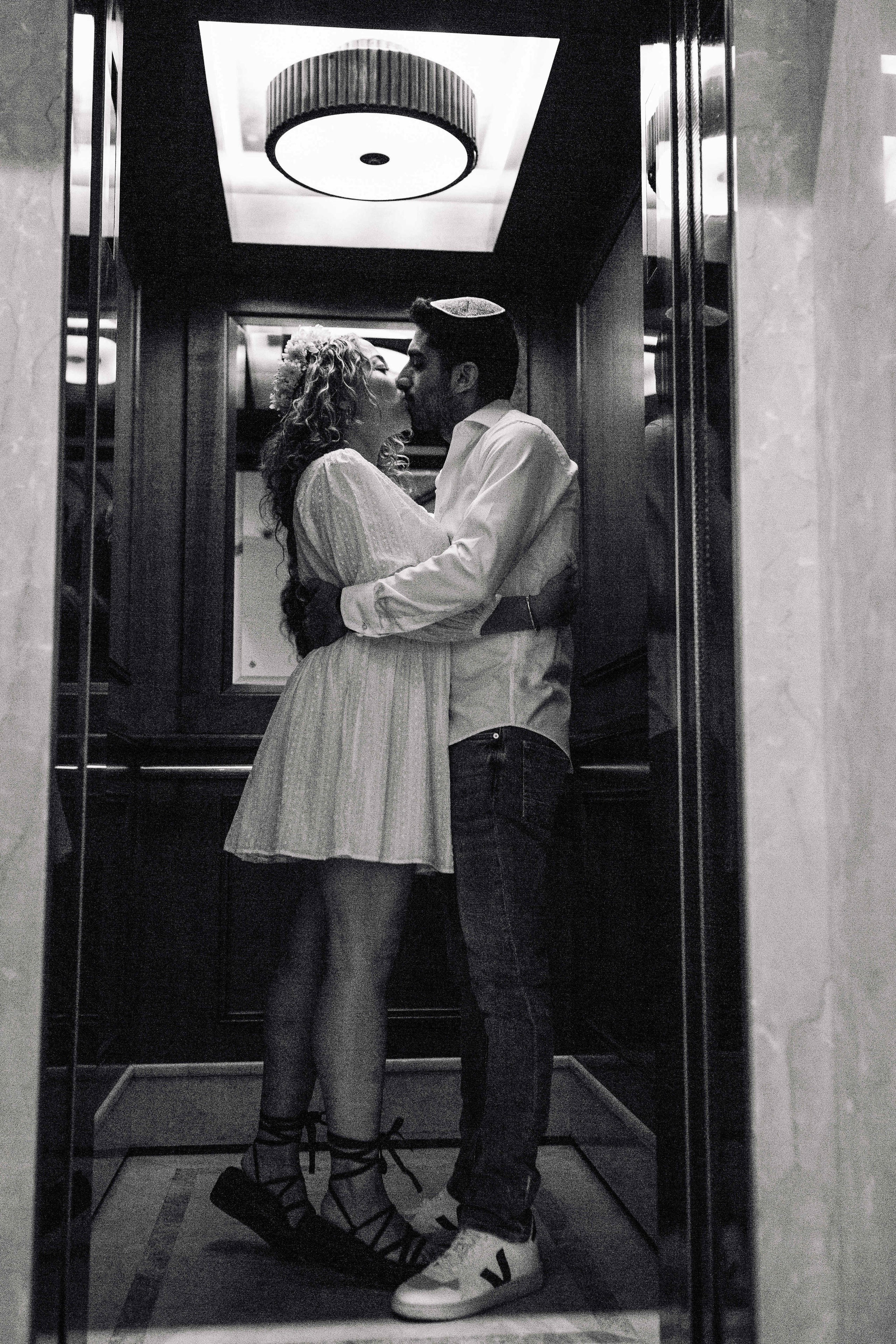 FRENCH LOVE. PHOTOGRAPHER IN ISRAEL