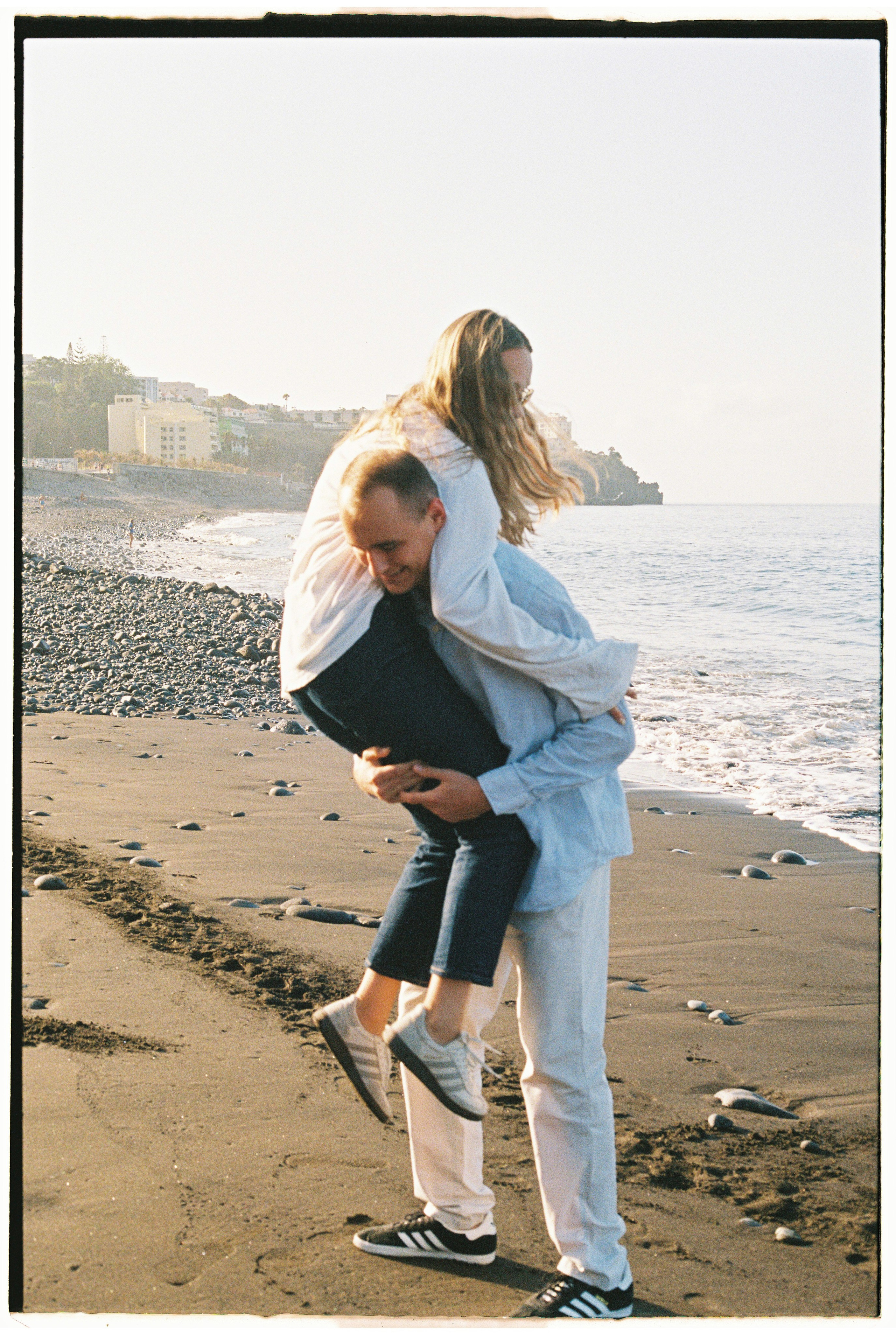 Maria and Nazar / FUJIFILM 400. Portrait photographer in Madeira — Marina Shtukina